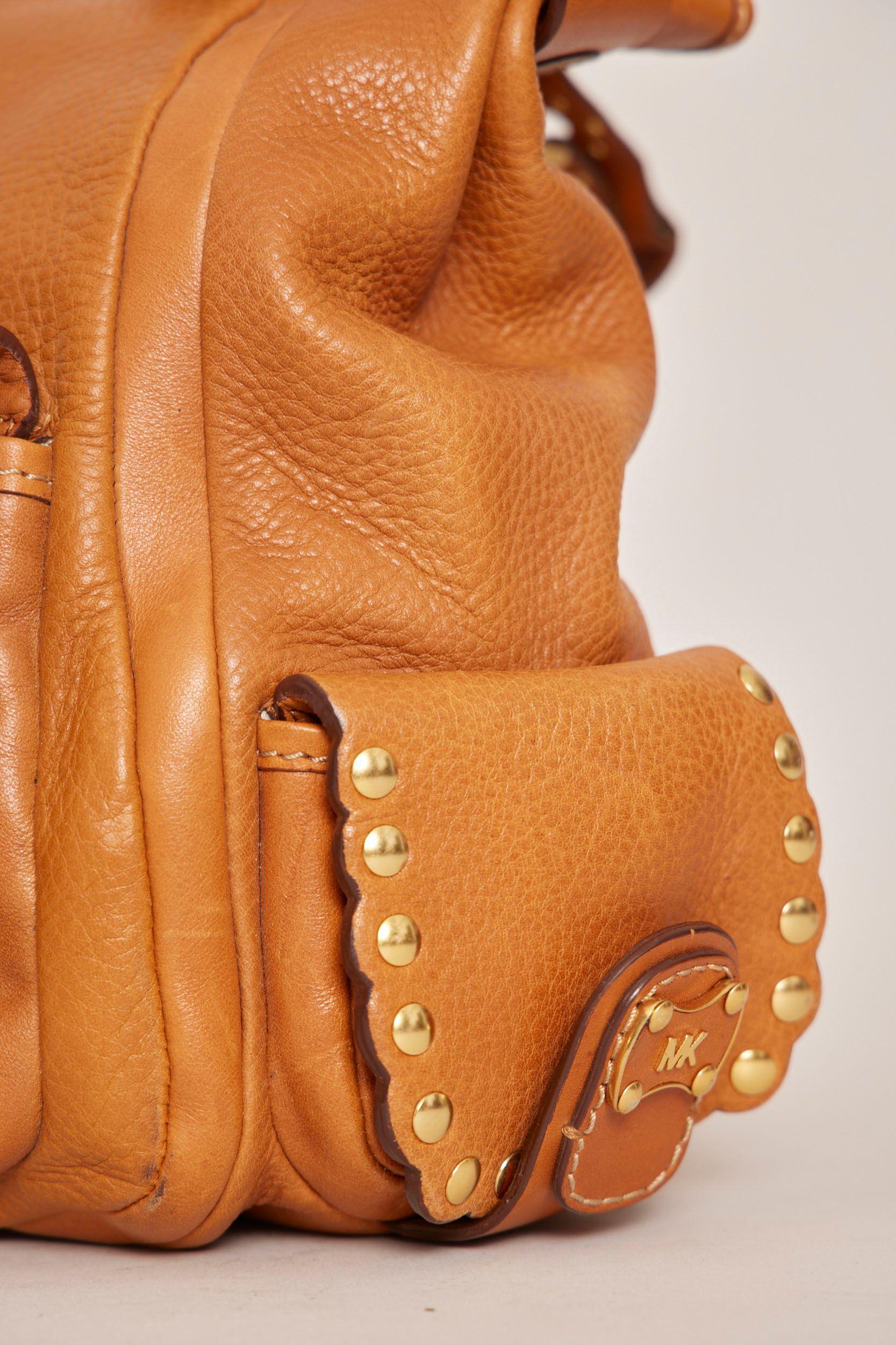 Cartera casual  camel michael kors talla L-2