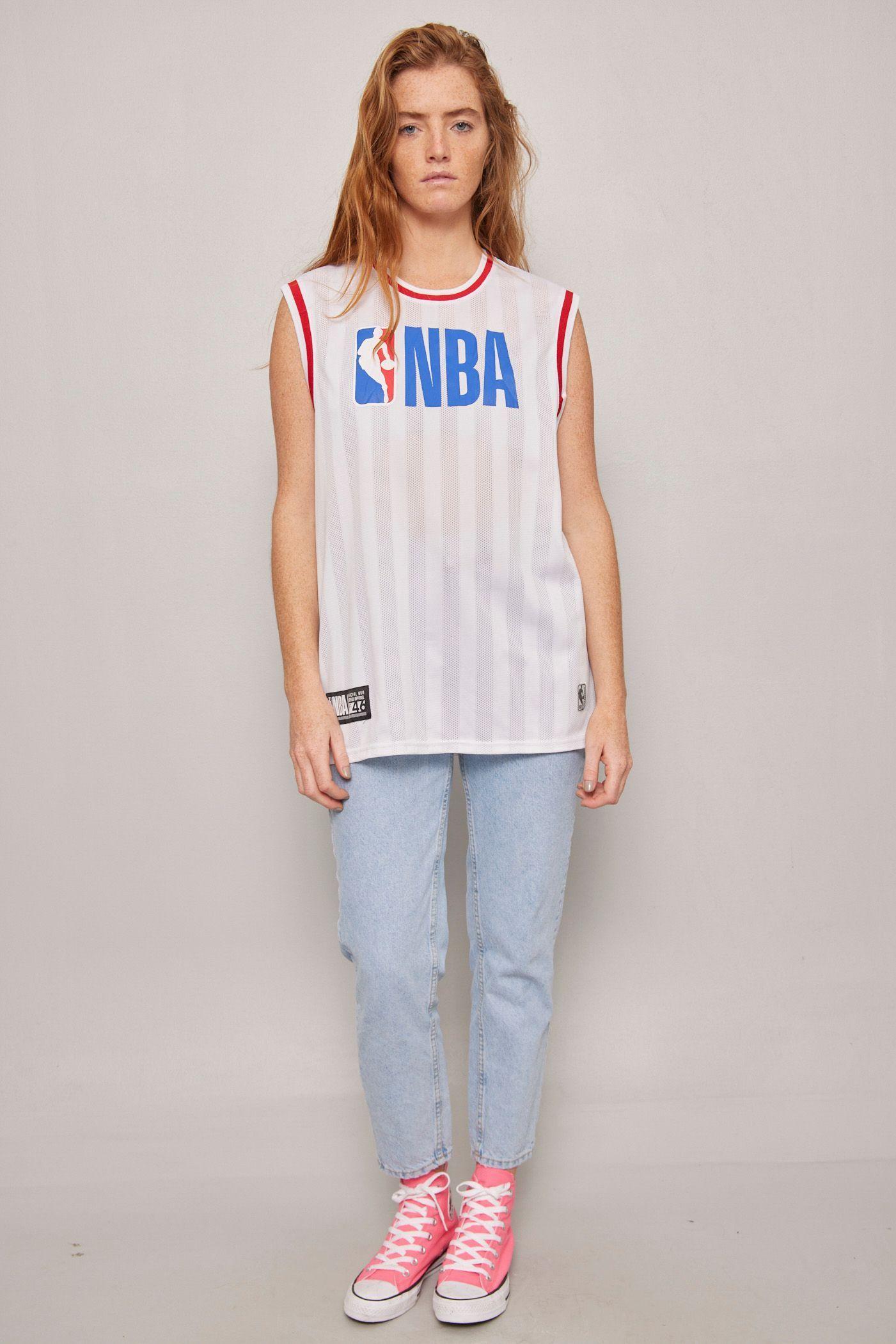 Polera casual  blanco nba talla L-3