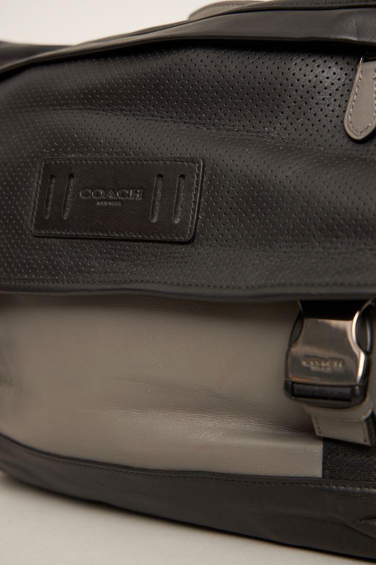 Cartera casual reciclado negro coach talla L  -2