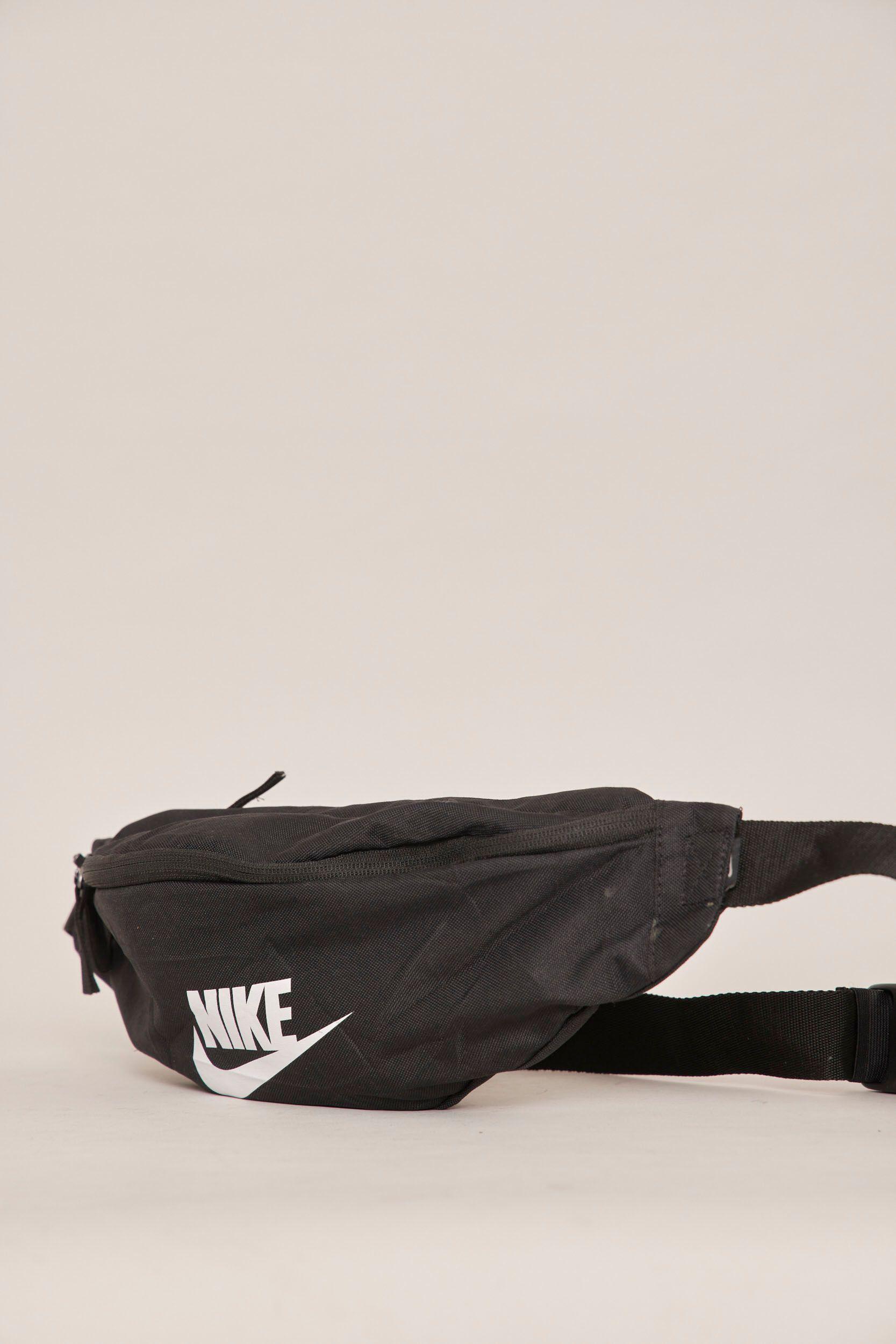 Cartera casual  negro nike talla S-1