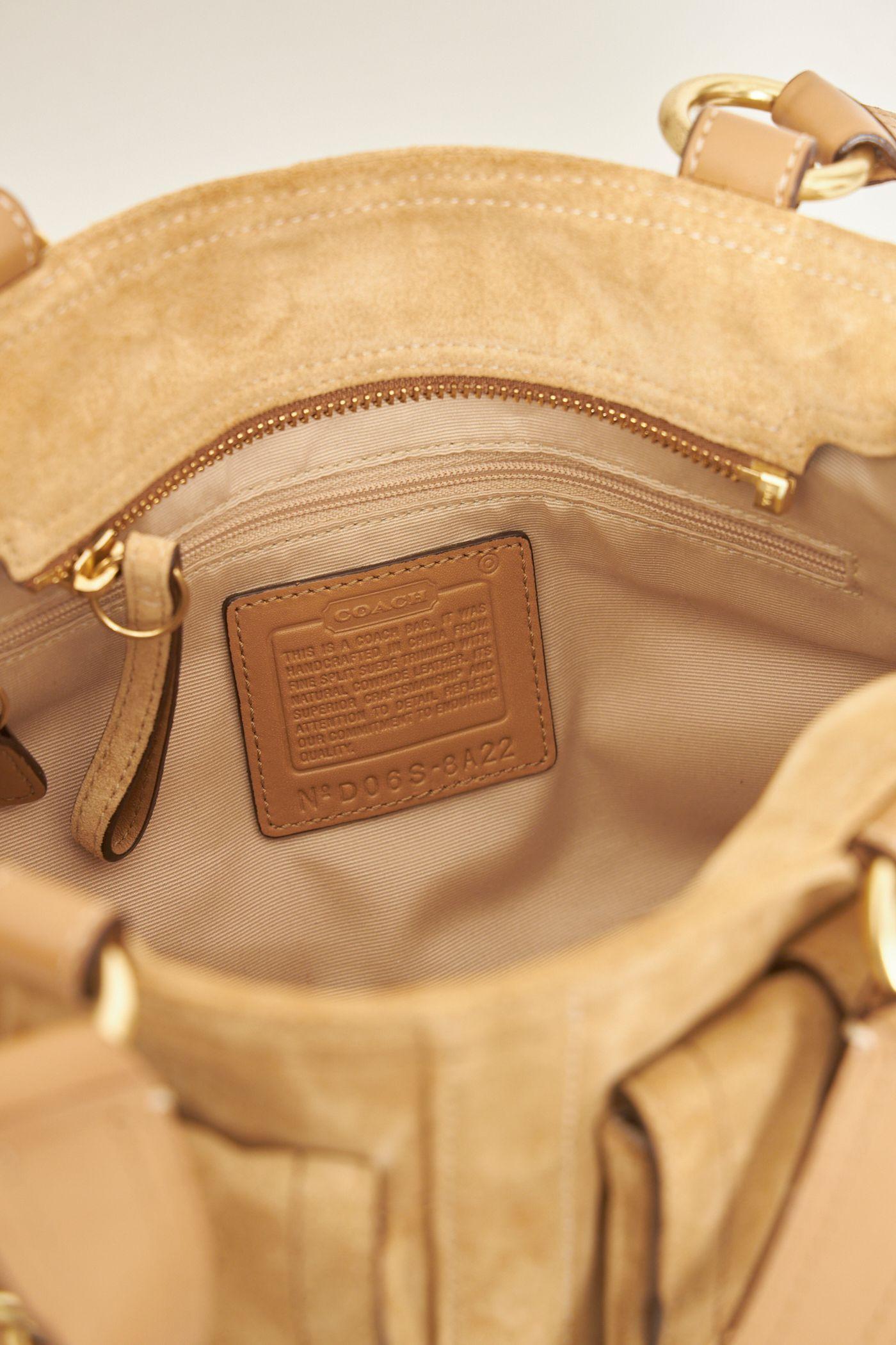 Cartera casual reciclado camel coach talla M  -4