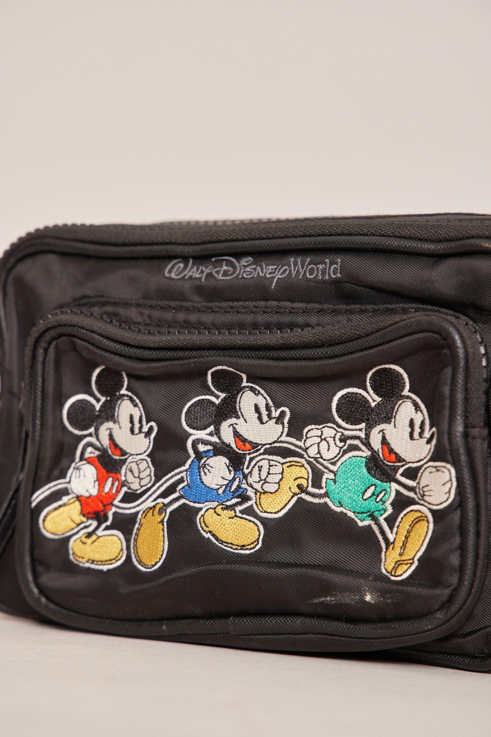 Cartera casual  negro disney parks talla S-2