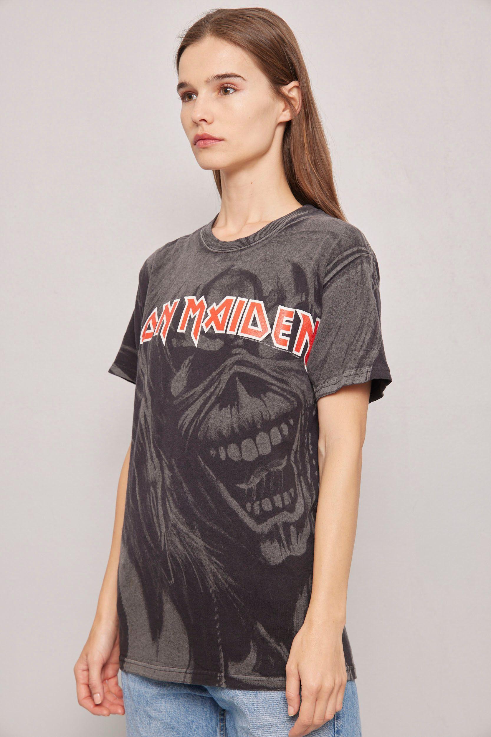 Polera casual  grafito hanes talla S-1
