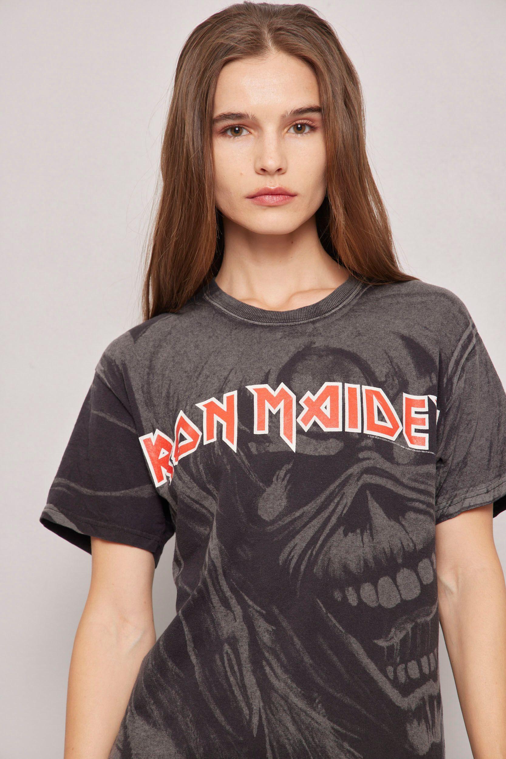 Polera casual  grafito hanes talla S-4
