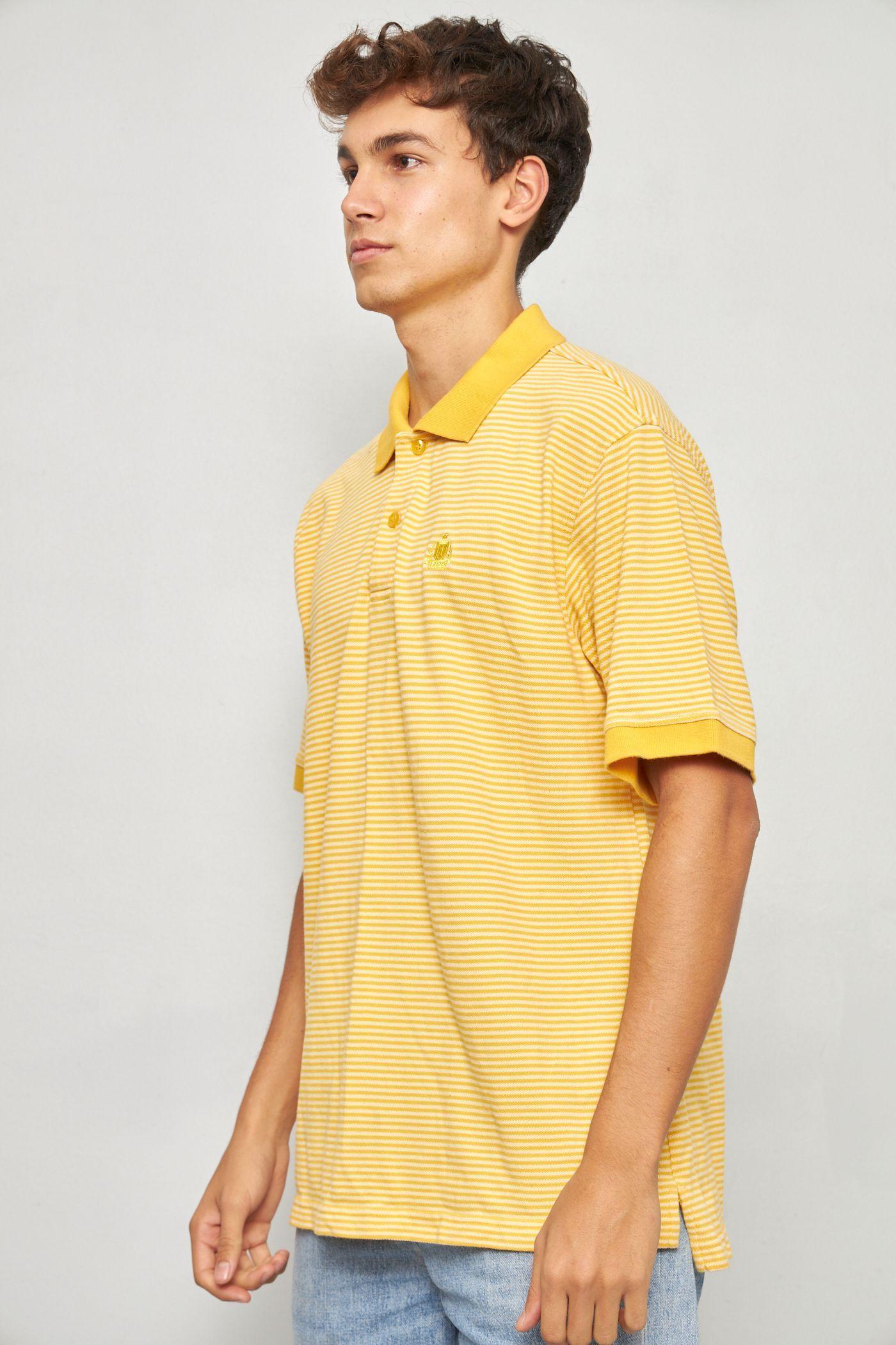 Polera casual reciclado amarillo izod talla XL  -1