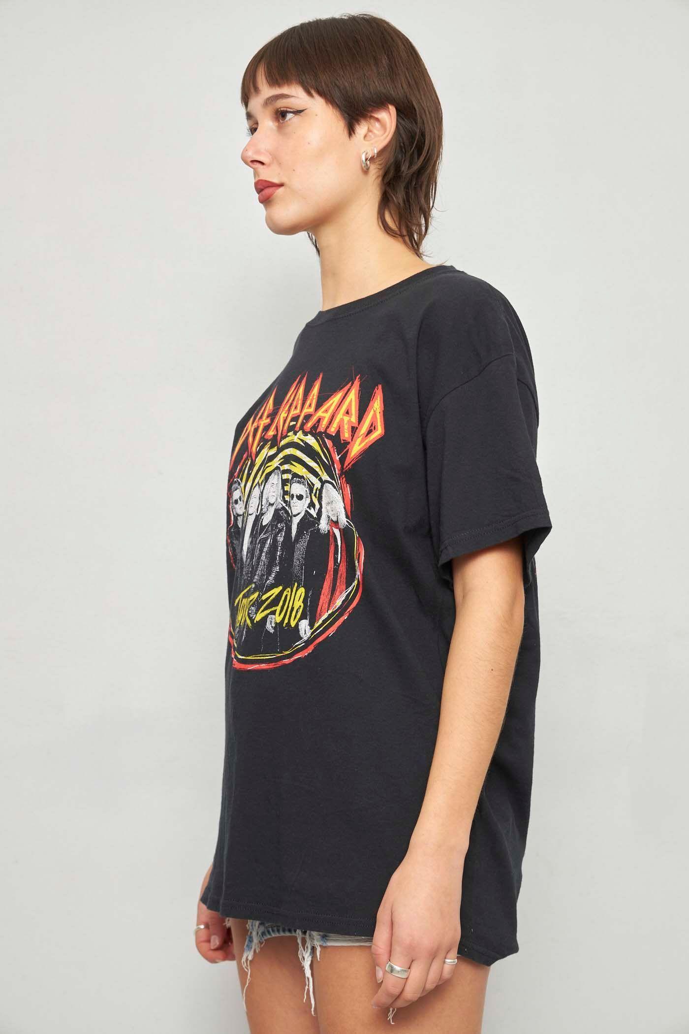 Polera casual reciclado negro gildan talla L  -1