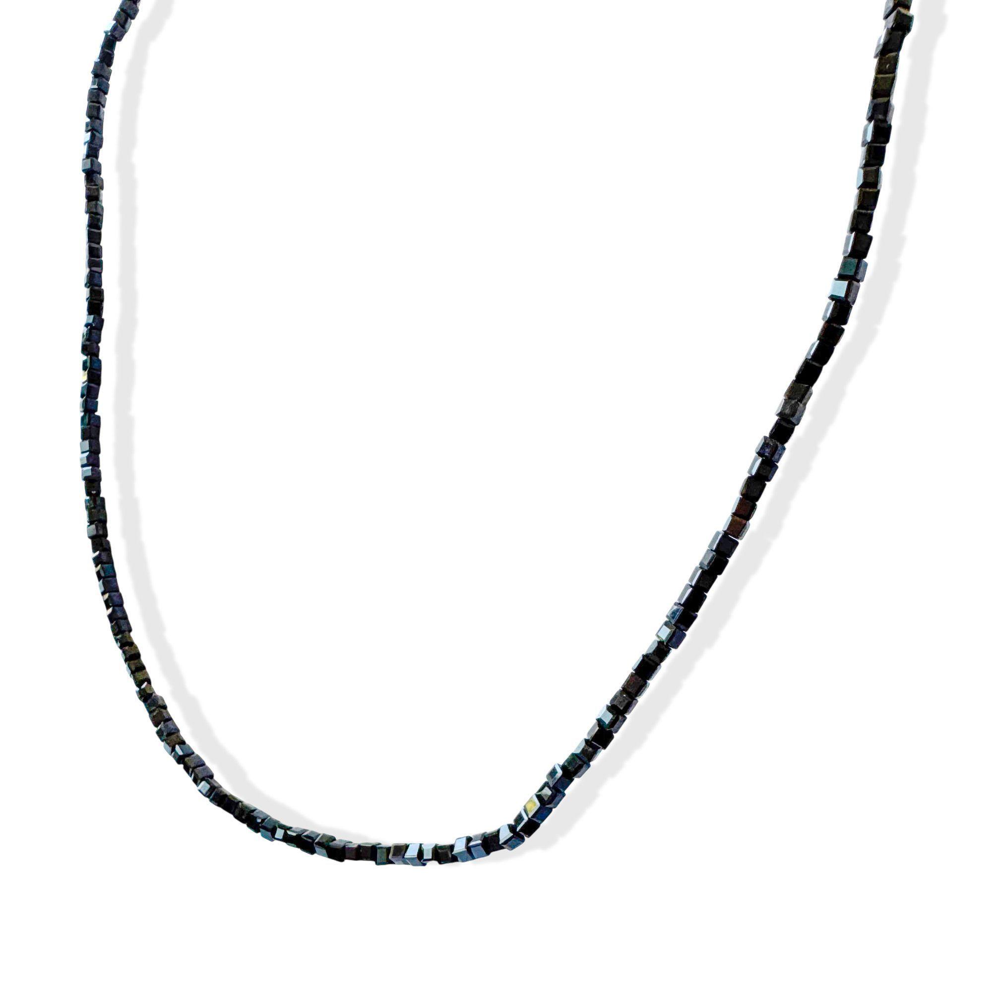 Collar Cubo Cristal Negro 2mm Enchapado Oro 18K-2