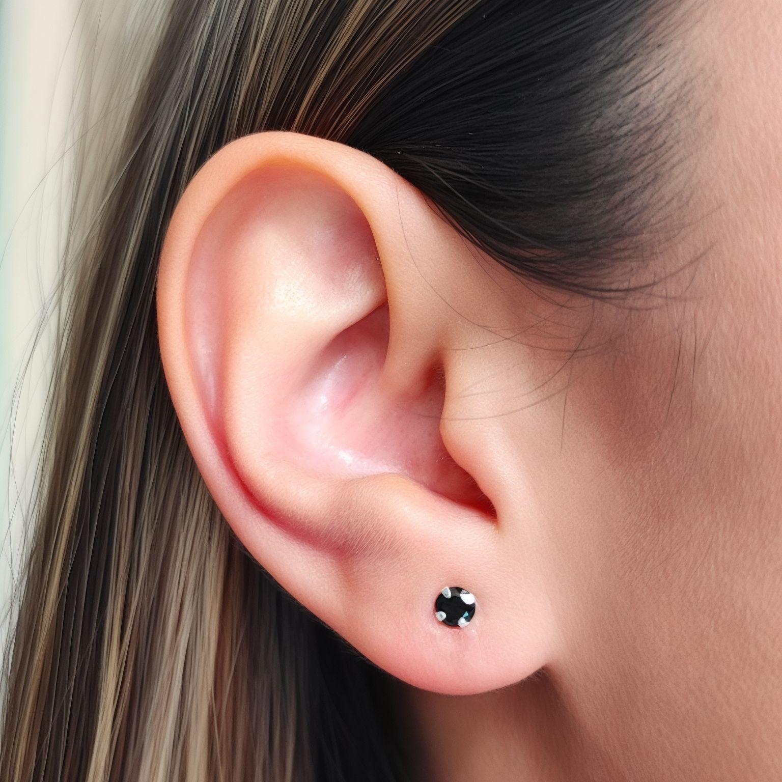 Aros Circón Negro Grifas 4mm Plata Fina 925-4