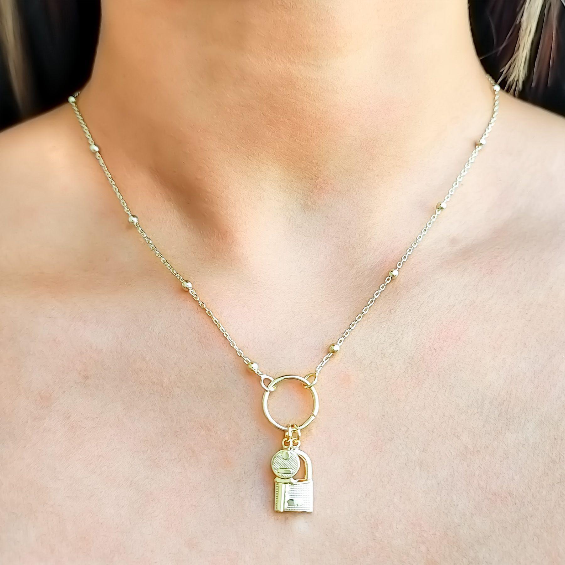 Collar Candado y Llave Enchapado Oro 18K-1