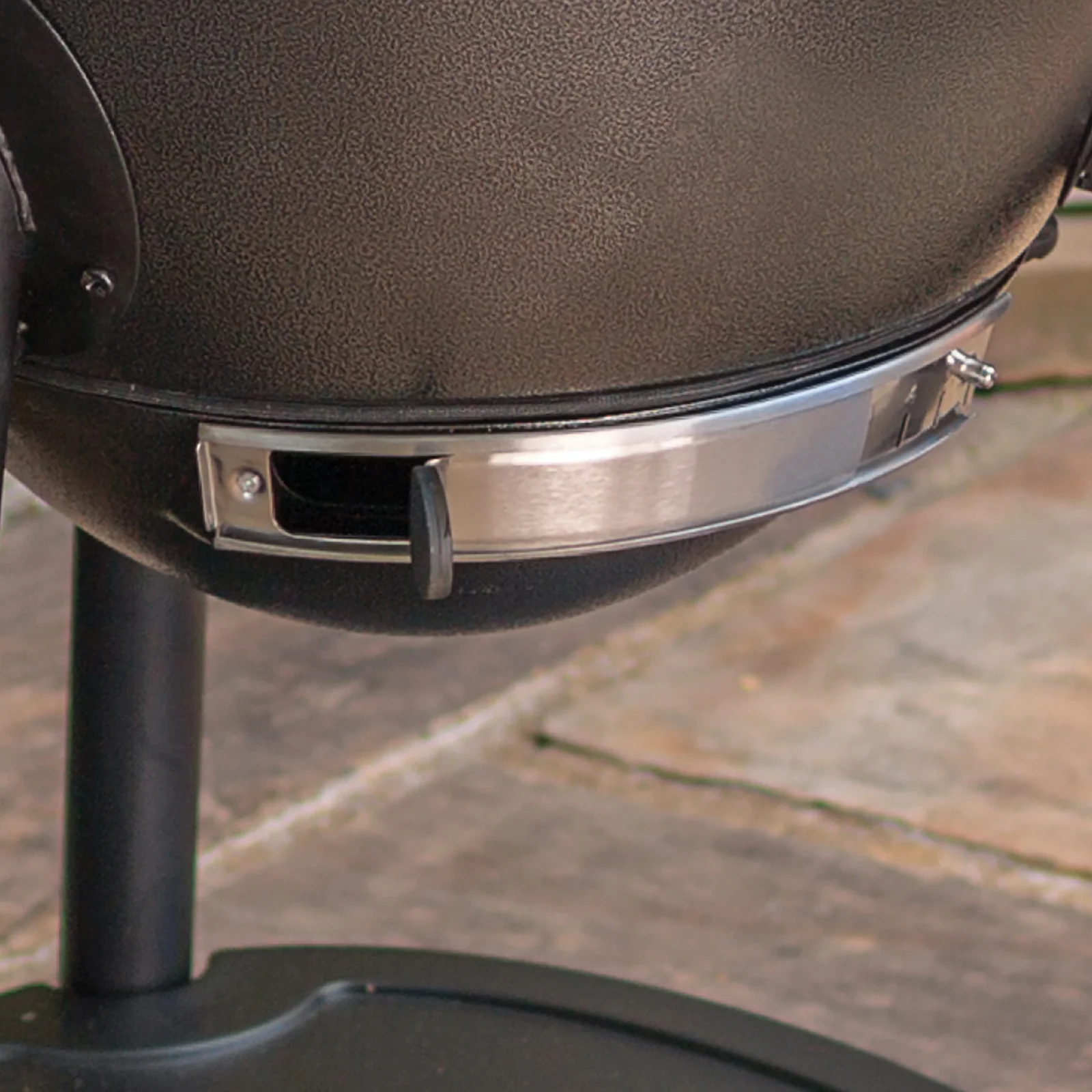 Parrilla de carbon AKORN Kamado de 20 grafito Char Griller-5