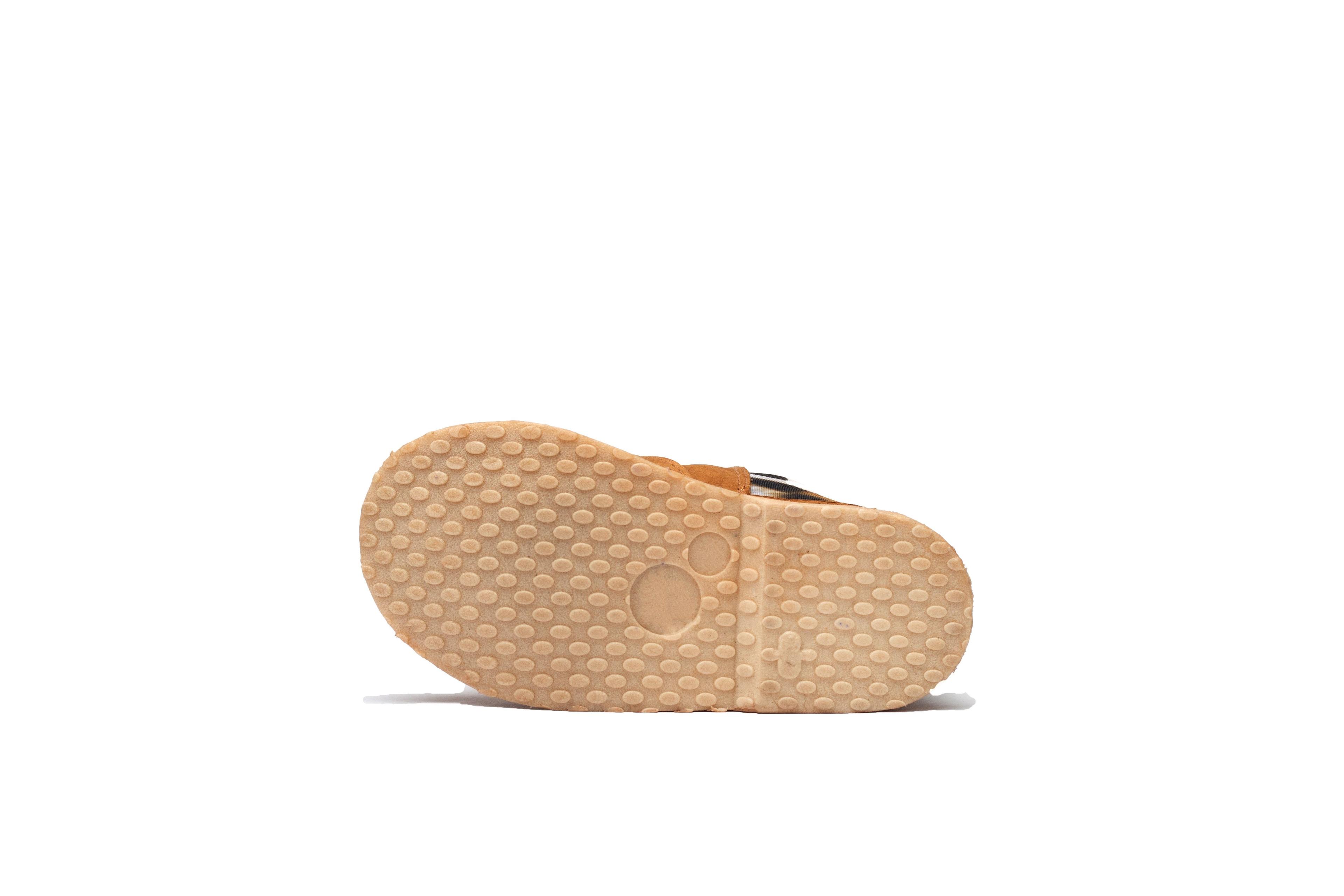 BOTÍN DE NIÑA EN CUERO MARCA LAPIN GALI - MODELO BORGOÑO-5