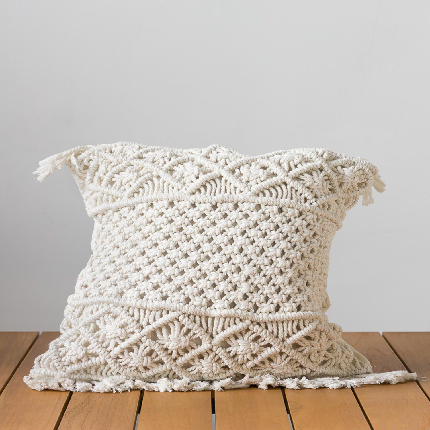 Cojin Macrame II-4