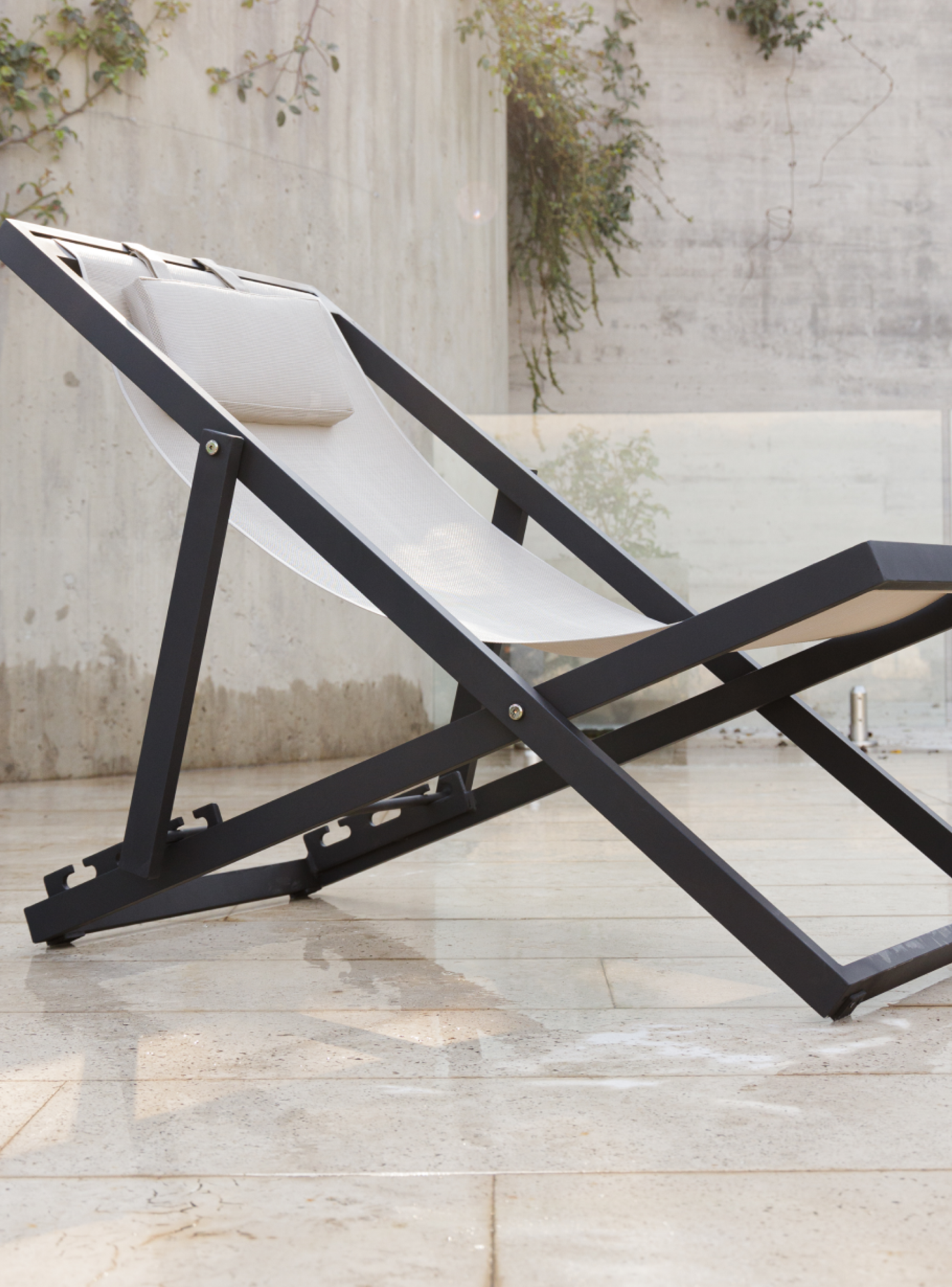 Reposera Steven Oscura At-3