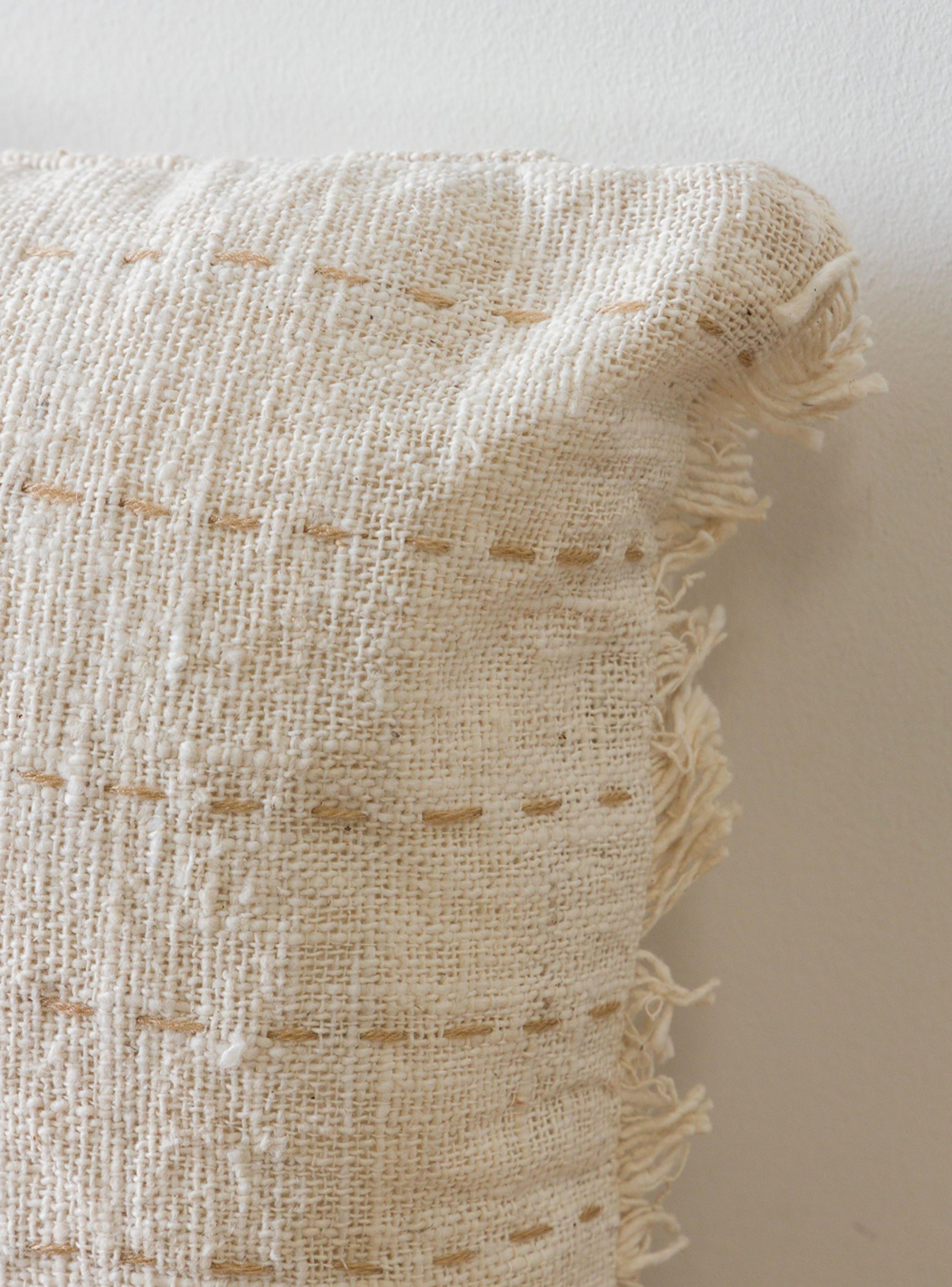 Cojin Almara Natural Con Flecos-3