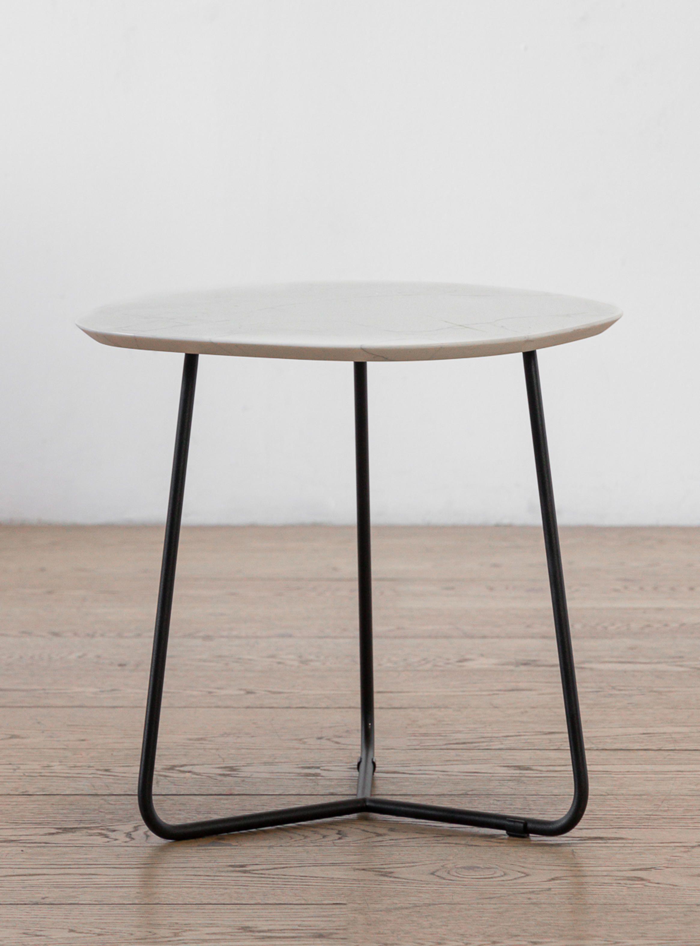 Mesa Lateral Ester Cuarzo 50-3