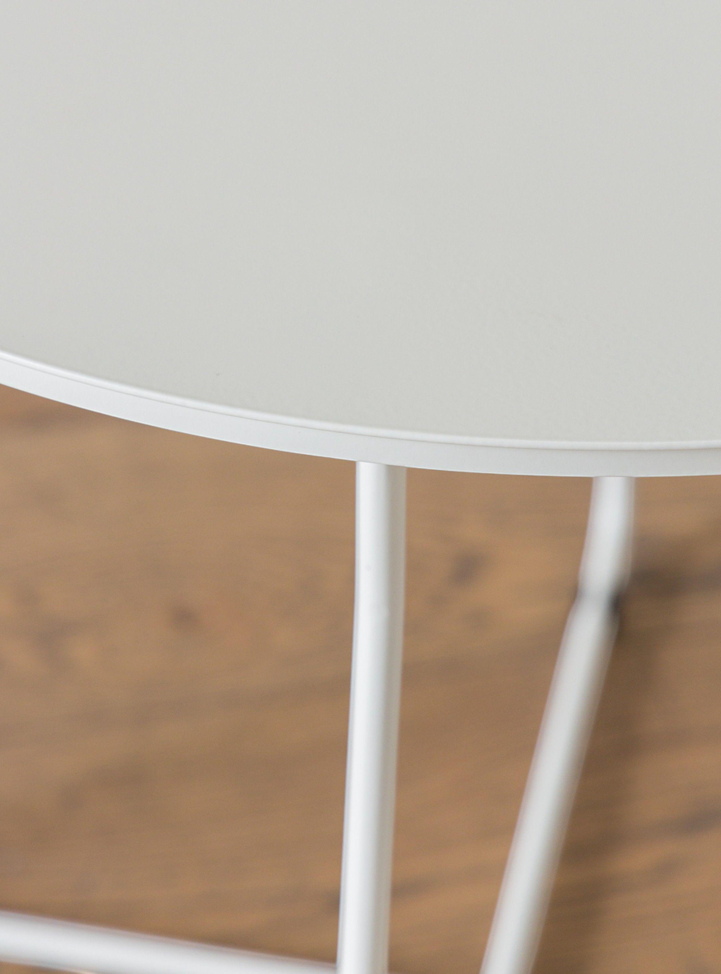 Mesa Lateral Marchena Circular Metal Blanca V-3