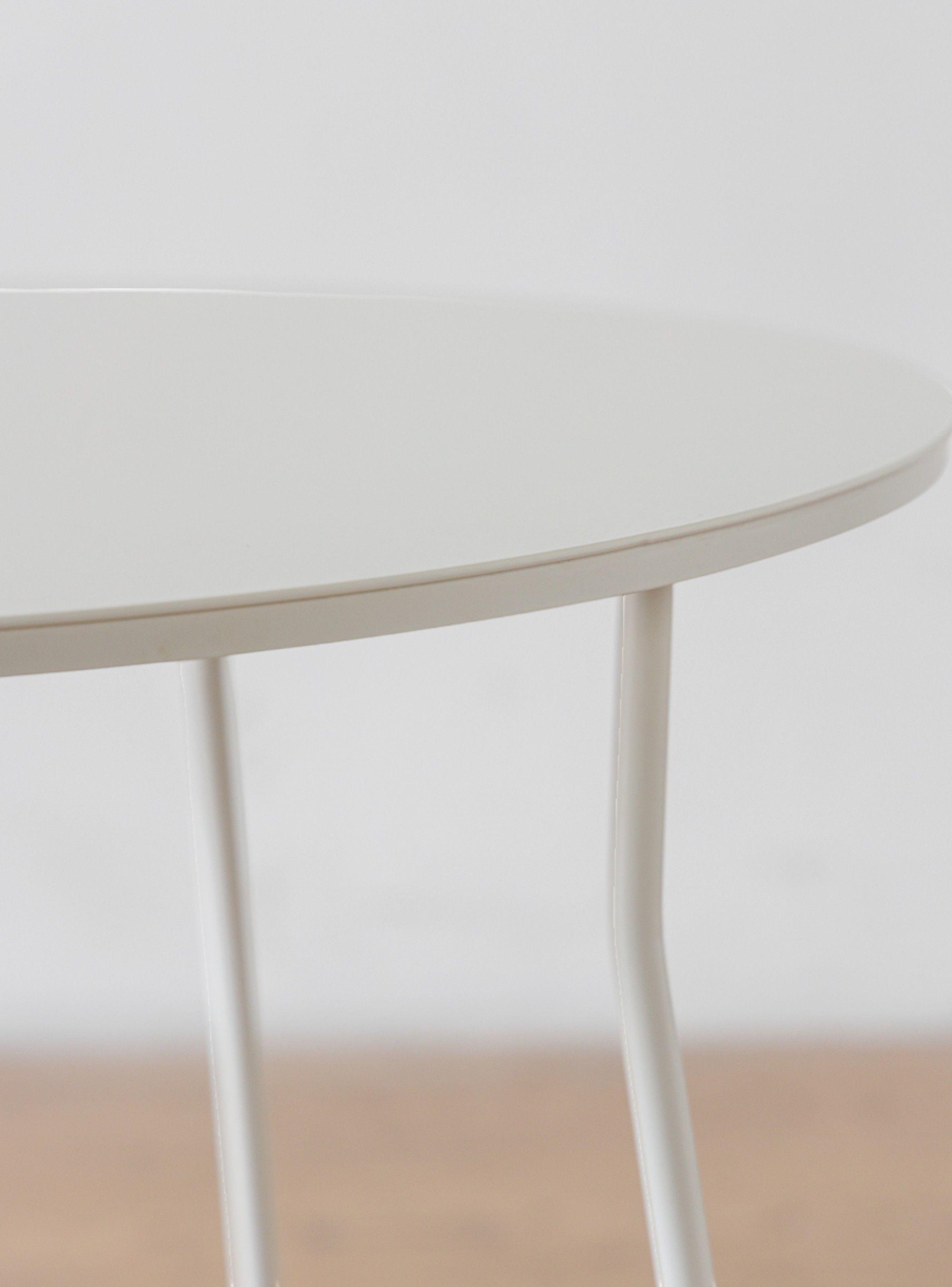 Mesa Lateral Marchena Circular Metal Blanca V-4