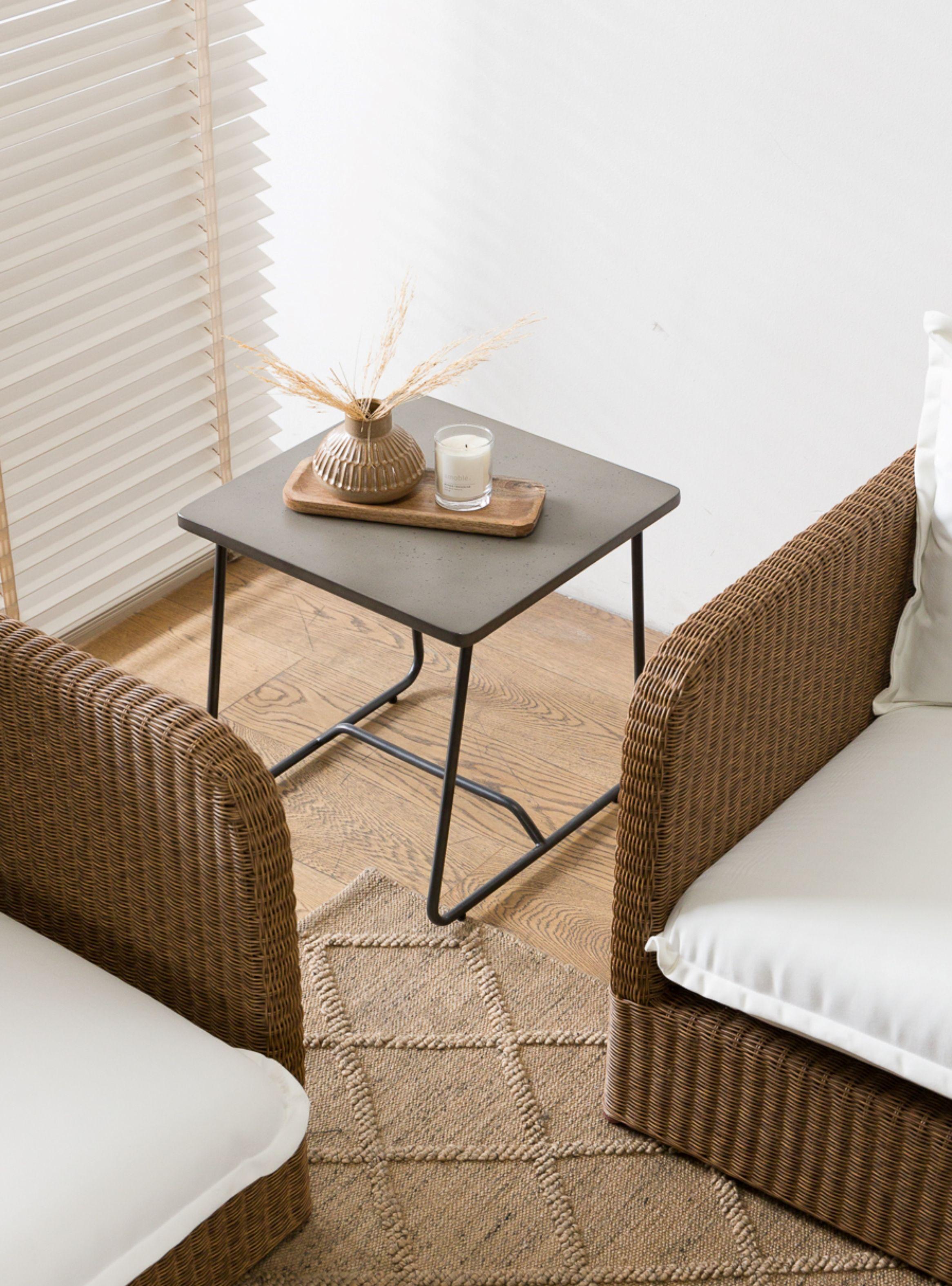 Mesa Lateral Calder-4