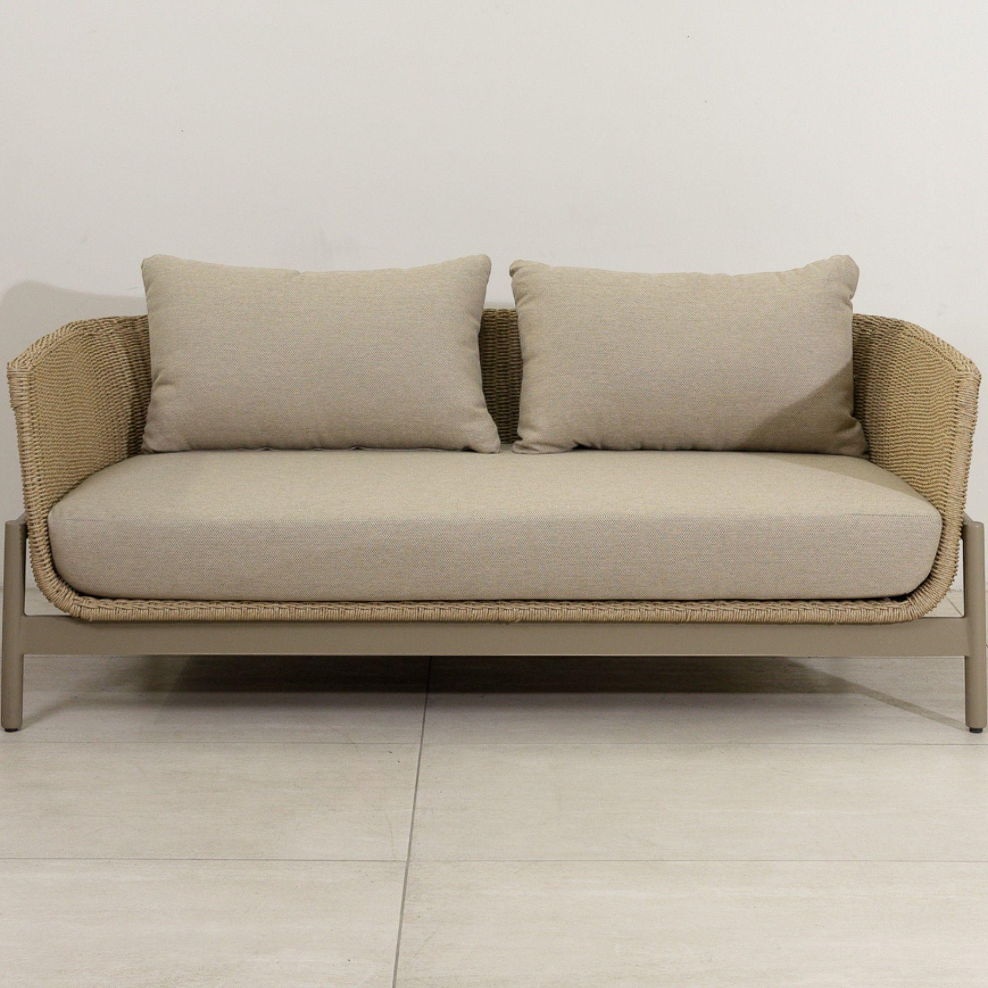 Sofa Capullo 2026 At 180-3