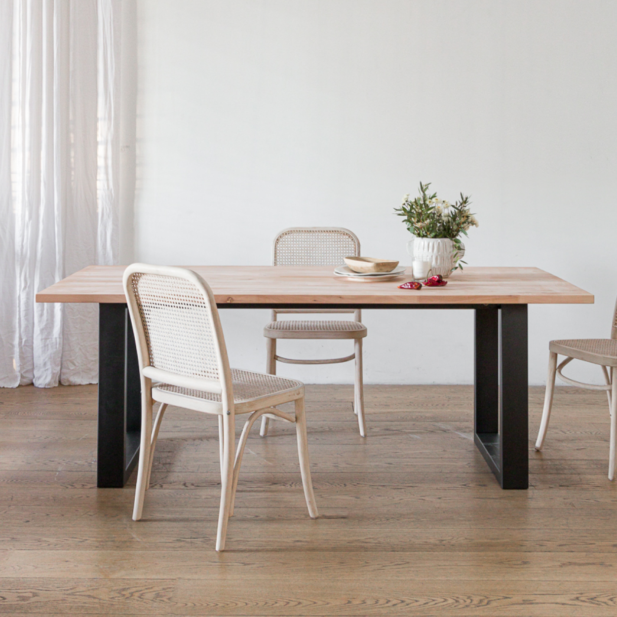 Mesa De Comedor Montblanc Negra Lenga-9