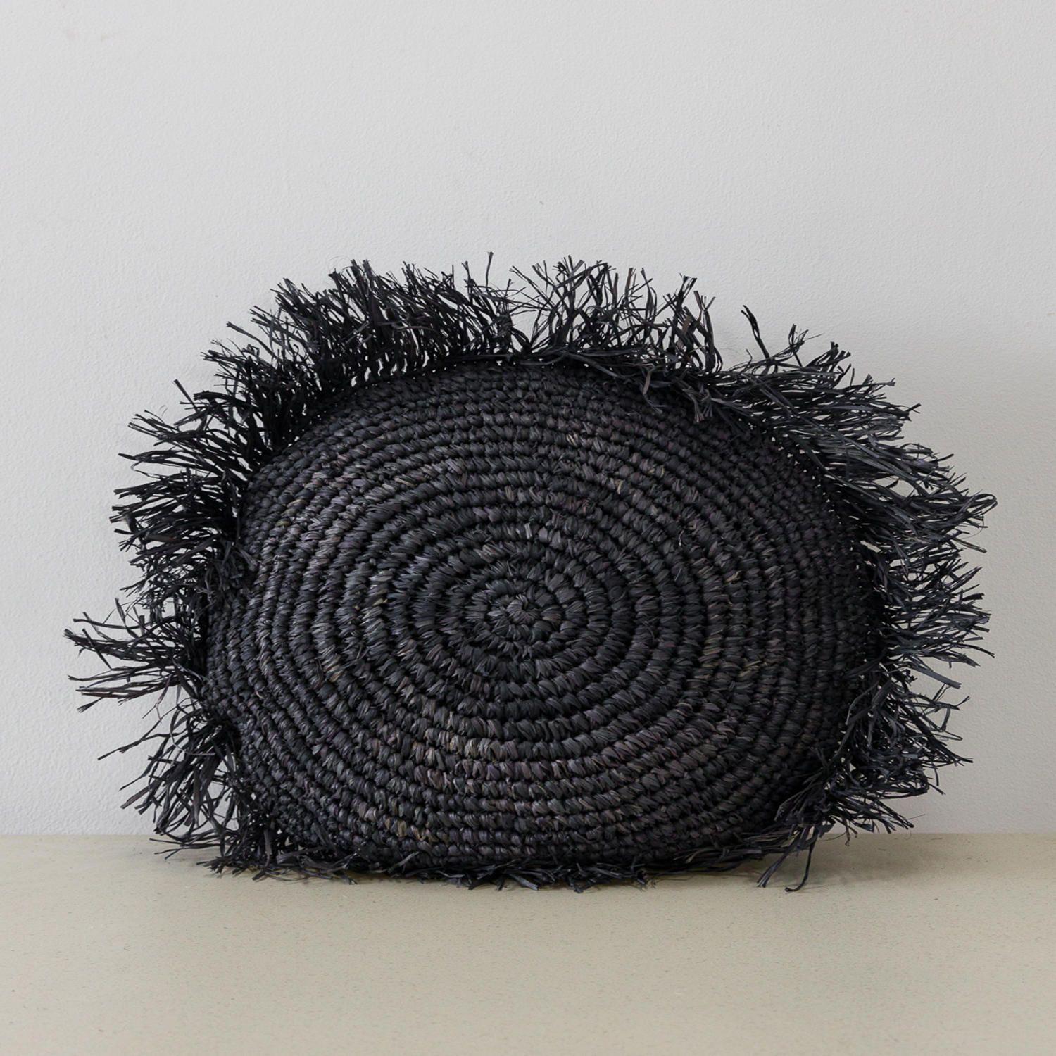 Cojin Dion Negro Redondo-2