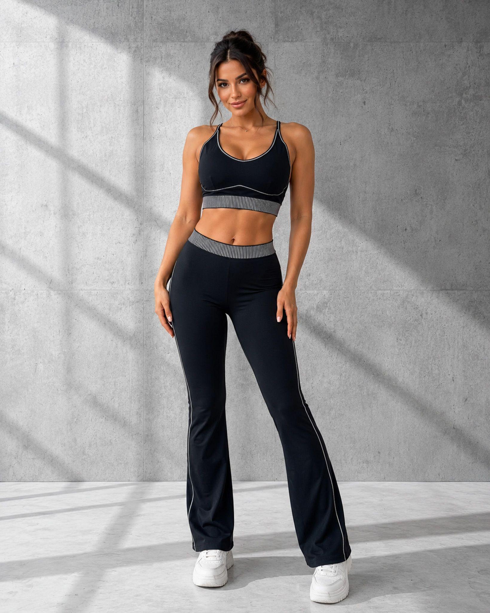 Conjunto Deportivo Mujer Calza Acampanada Y Peto Top-1