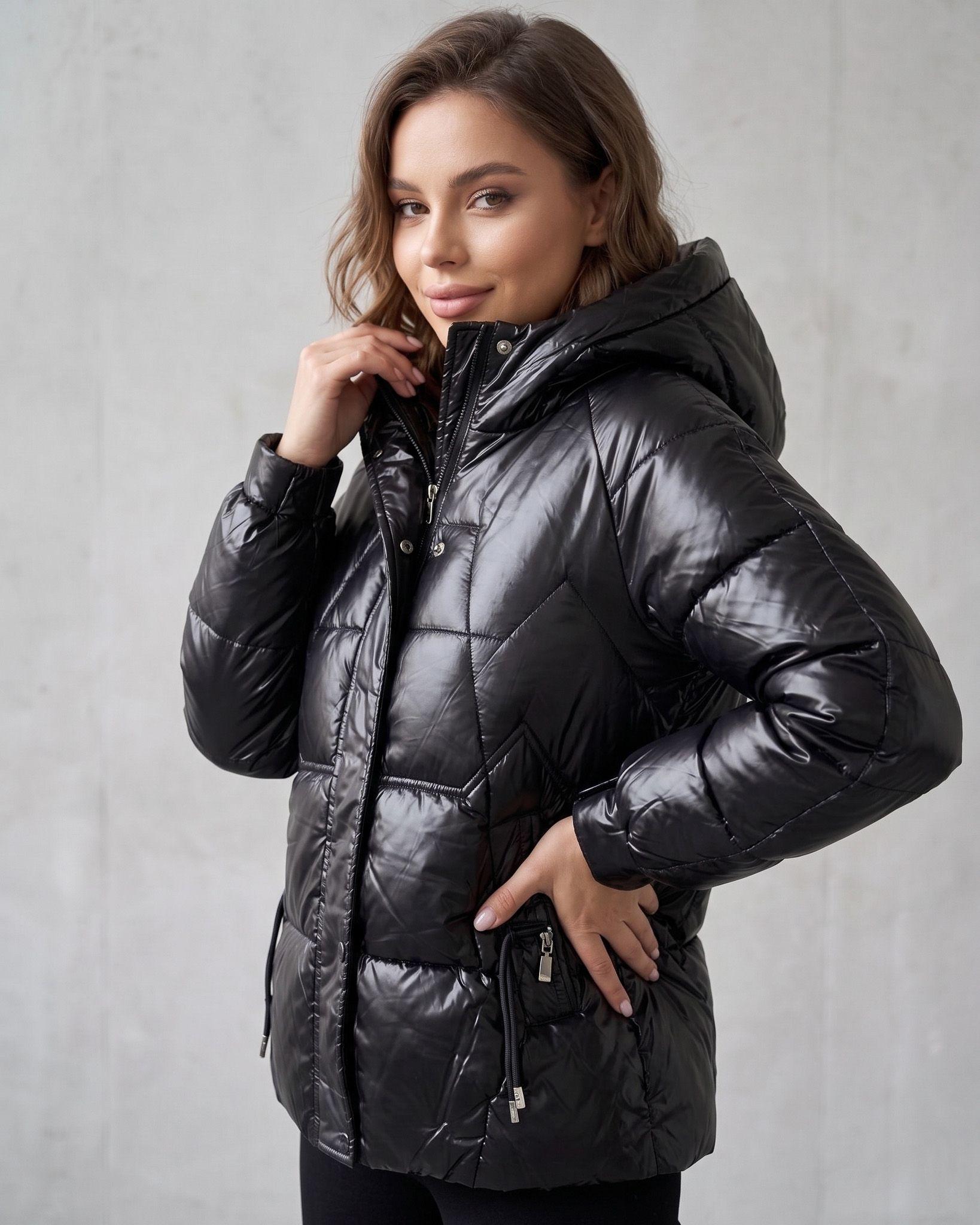 Parka Puffer Satinada: Estilo Urbano, Térmico y Premium-1