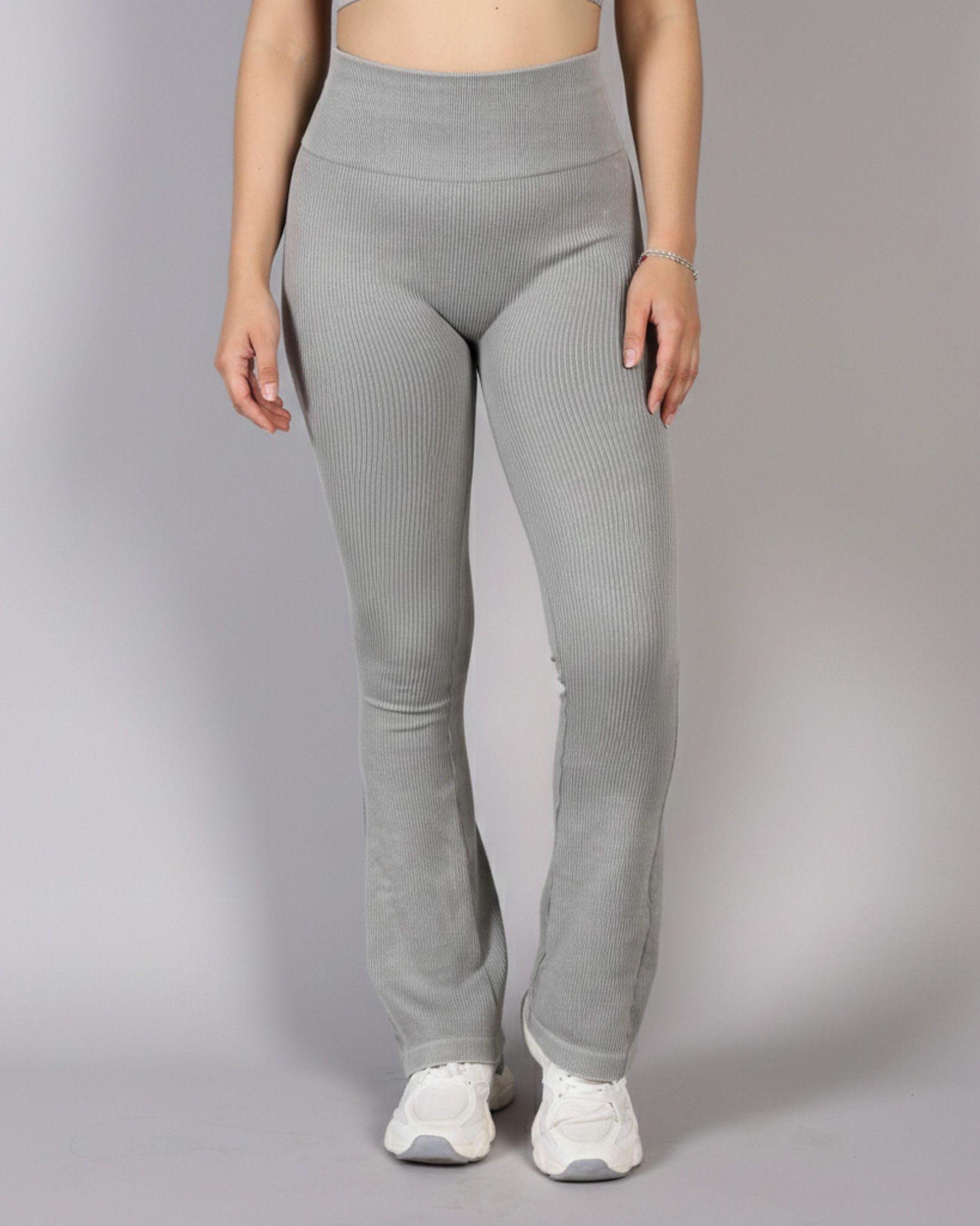 Calza Flare Rib Color Uniforme con Push Up-0