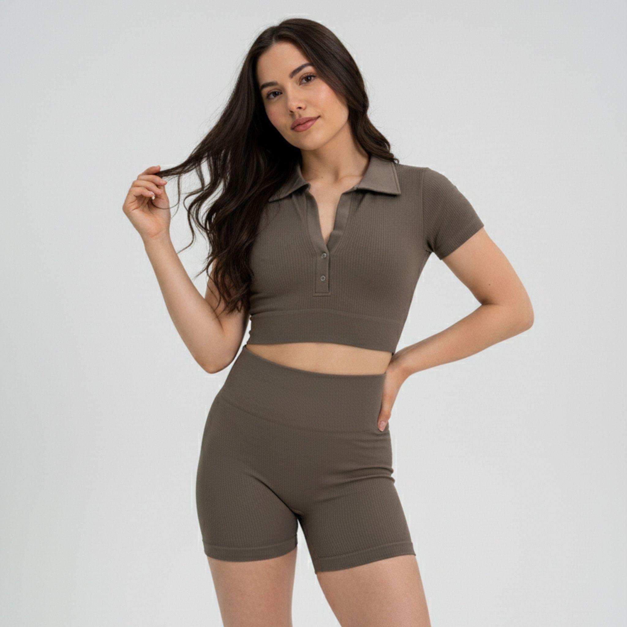 Conjunto Deportivo Mujer Peto con Cuello y Short - YJ259-0