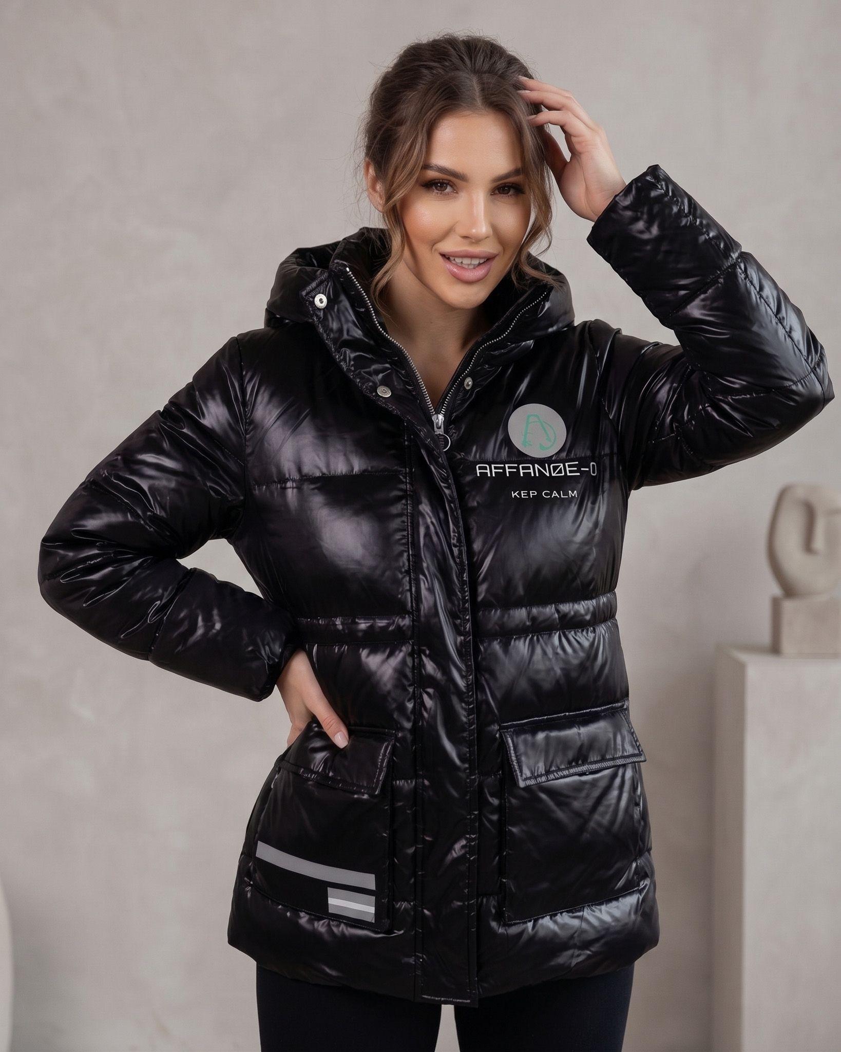 Maxi Parka Puffer Black Glossy: Estilo Urbano y Térmico-1
