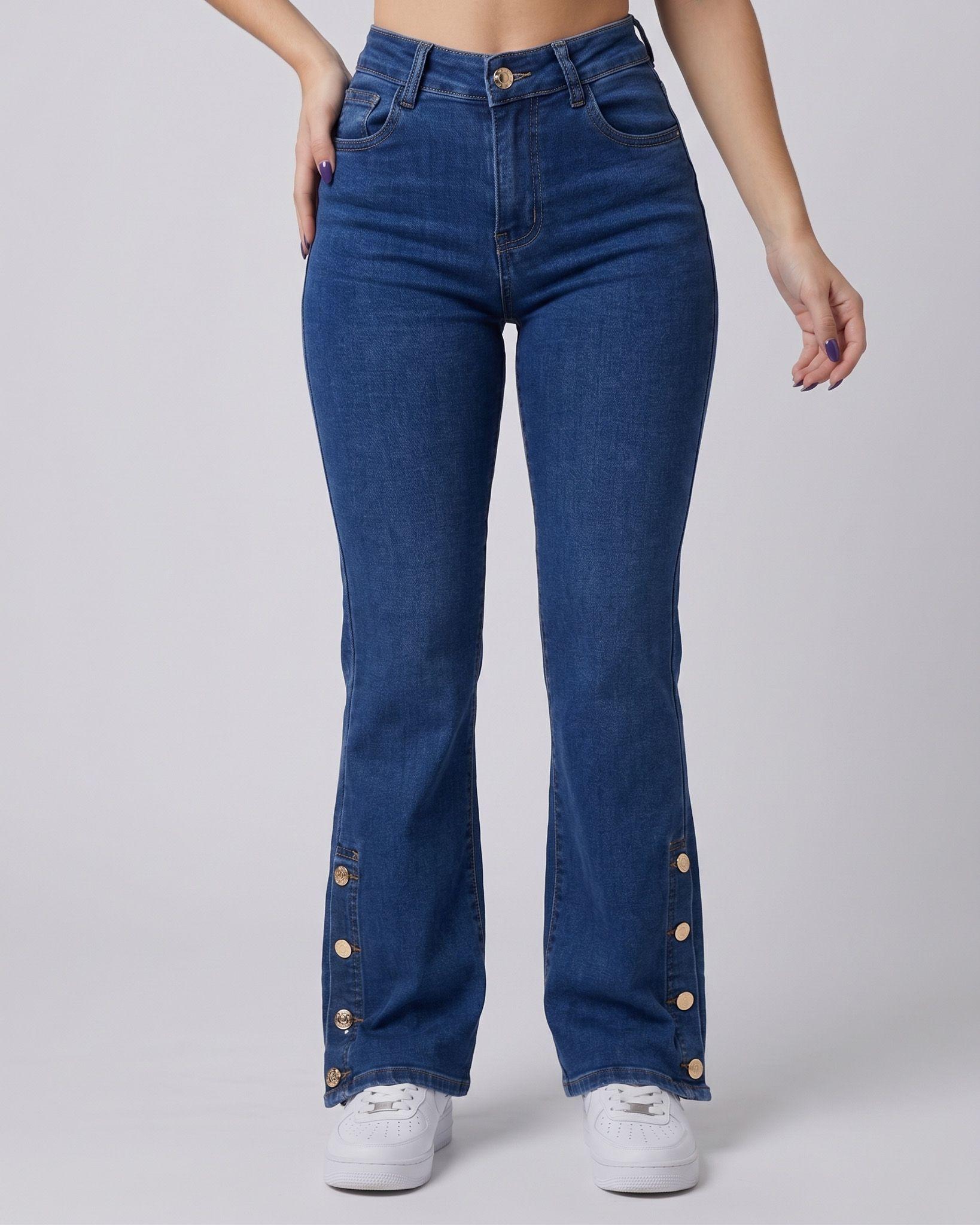 Pantalón Azul Tiro Alto Flare - Diseño con Botones en Bota-0