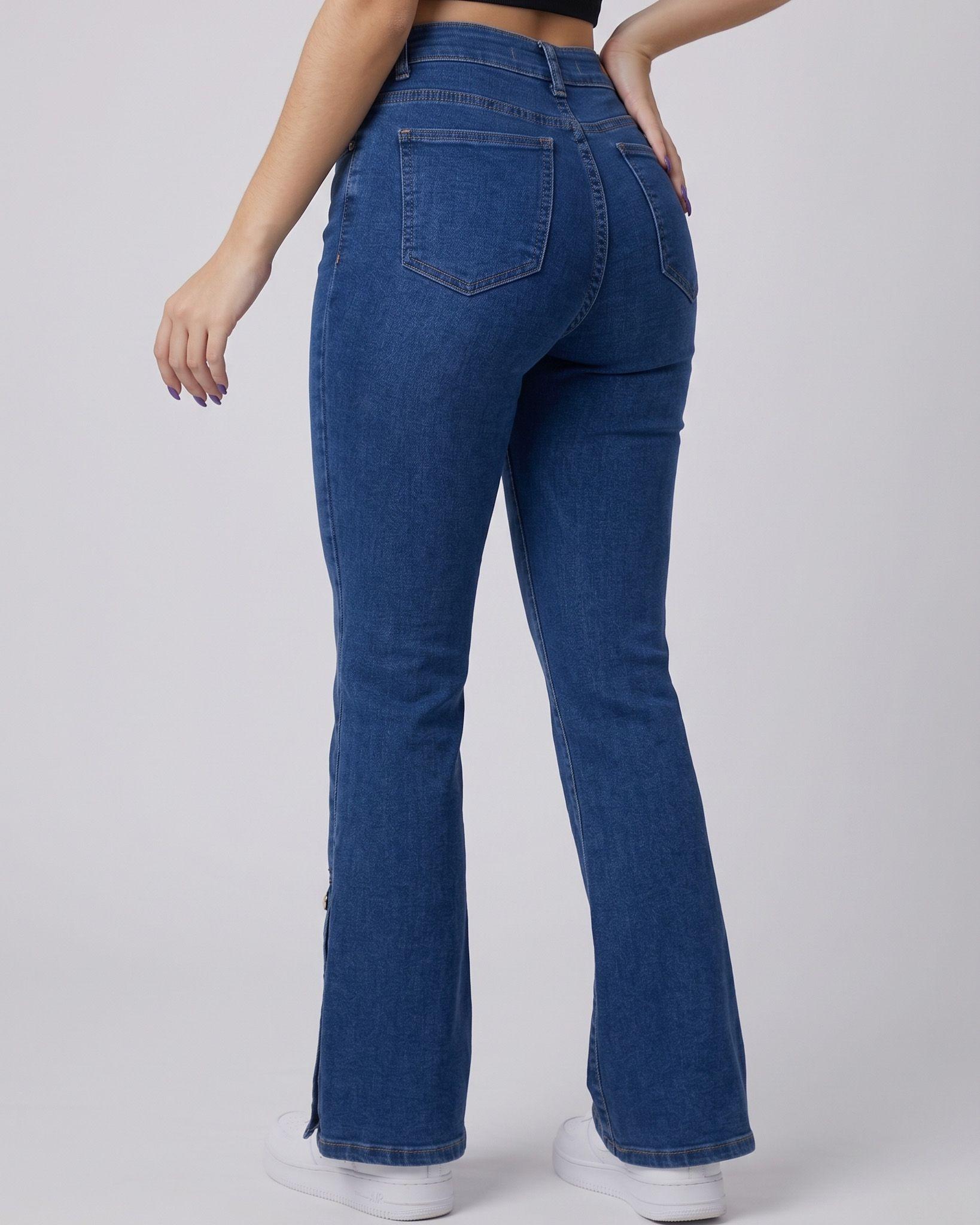 Pantalón Azul Tiro Alto Flare - Diseño con Botones en Bota-1