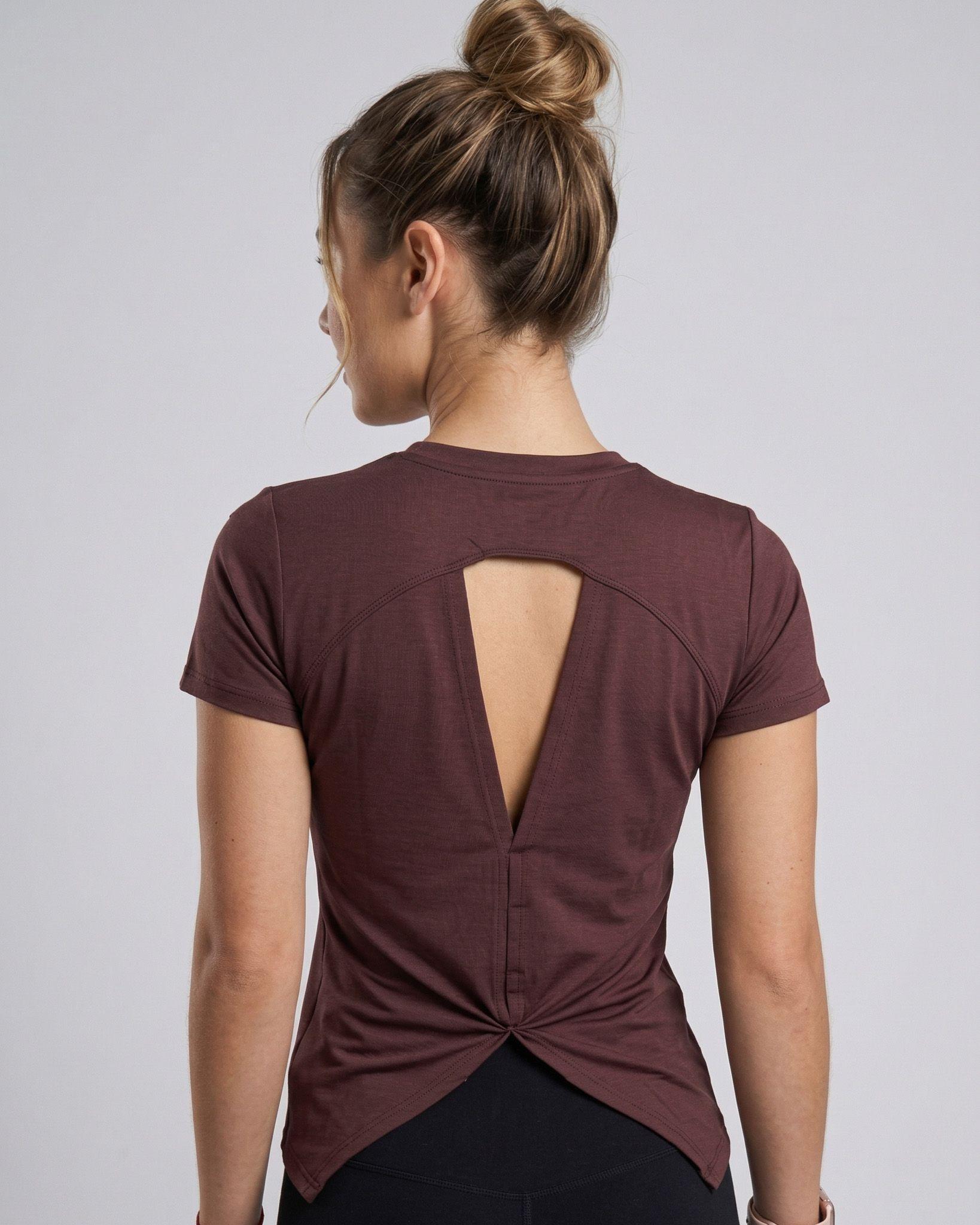 Polera Elite Sport - Espalda Abierta y Tela Efecto Seco-0