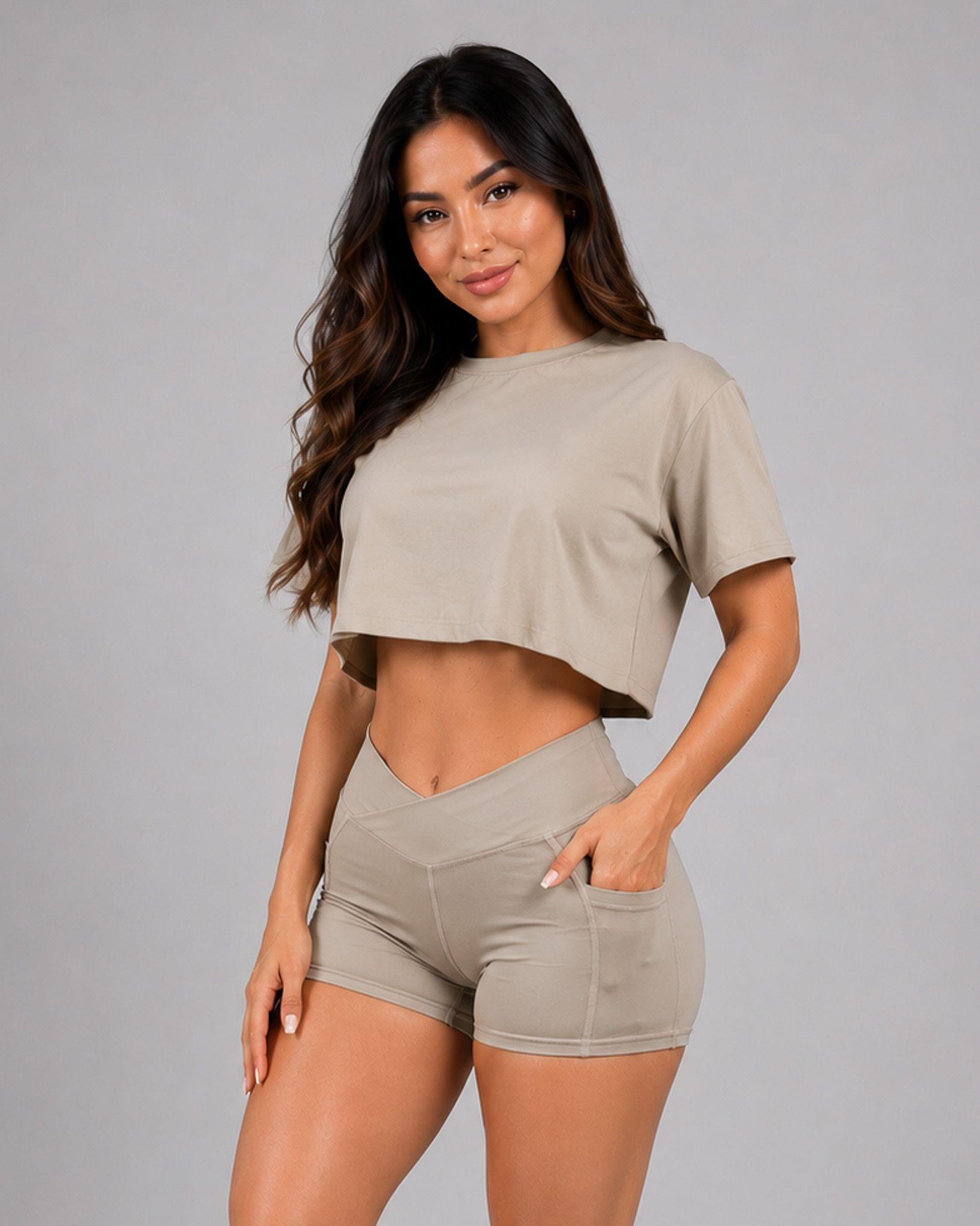 Conjunto Deportivo Mujer Short Pretina Cruzada Y Polera Crop-3