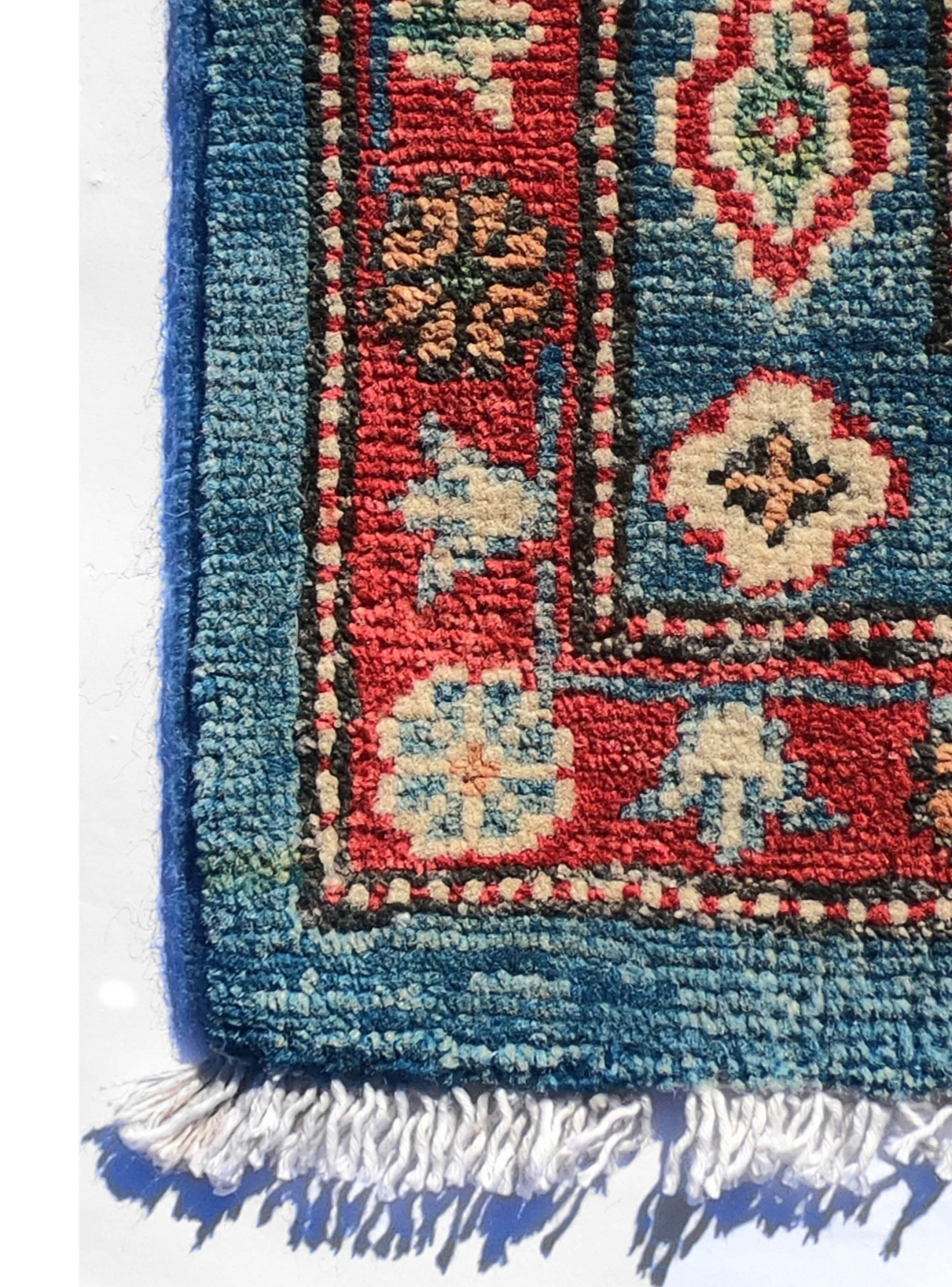 Alfombra Persa Clásica de Lana, Kazak de 3.00 x 2.60 mts., KZ210-2