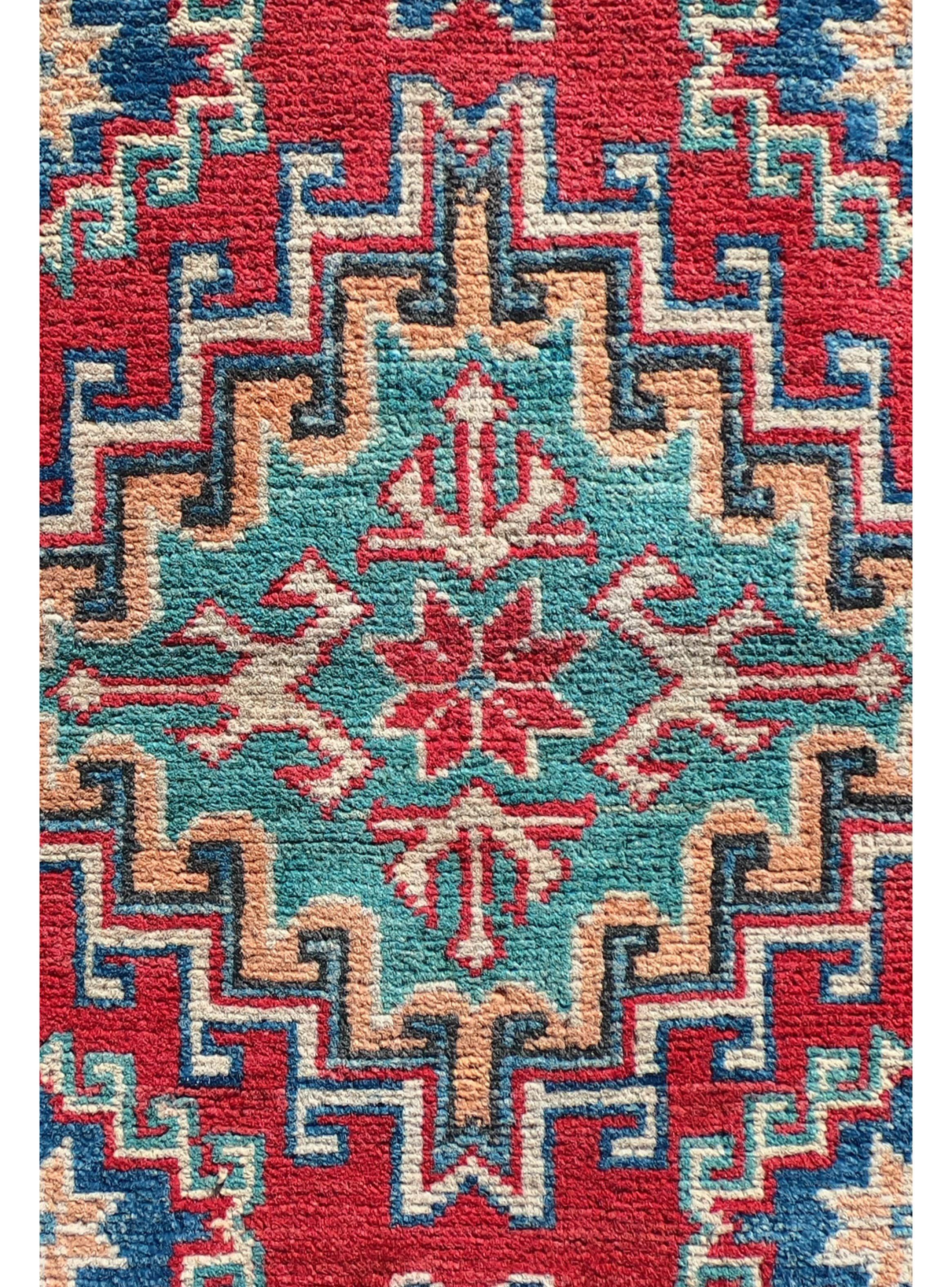 Alfombra Persa Clásica de Lana, Kazak de 2.90 x 0.80 mts., KZ203-1