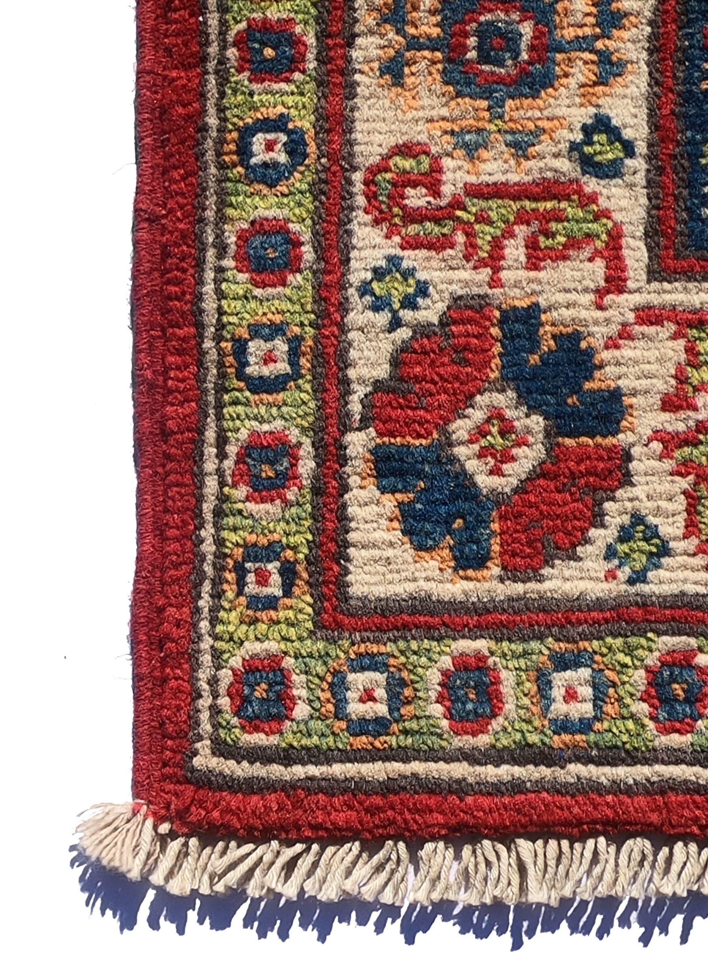 Alfombra Persa Clásica de Lana, Kazak de 1.80 x 1.20 mts., KZ194-2