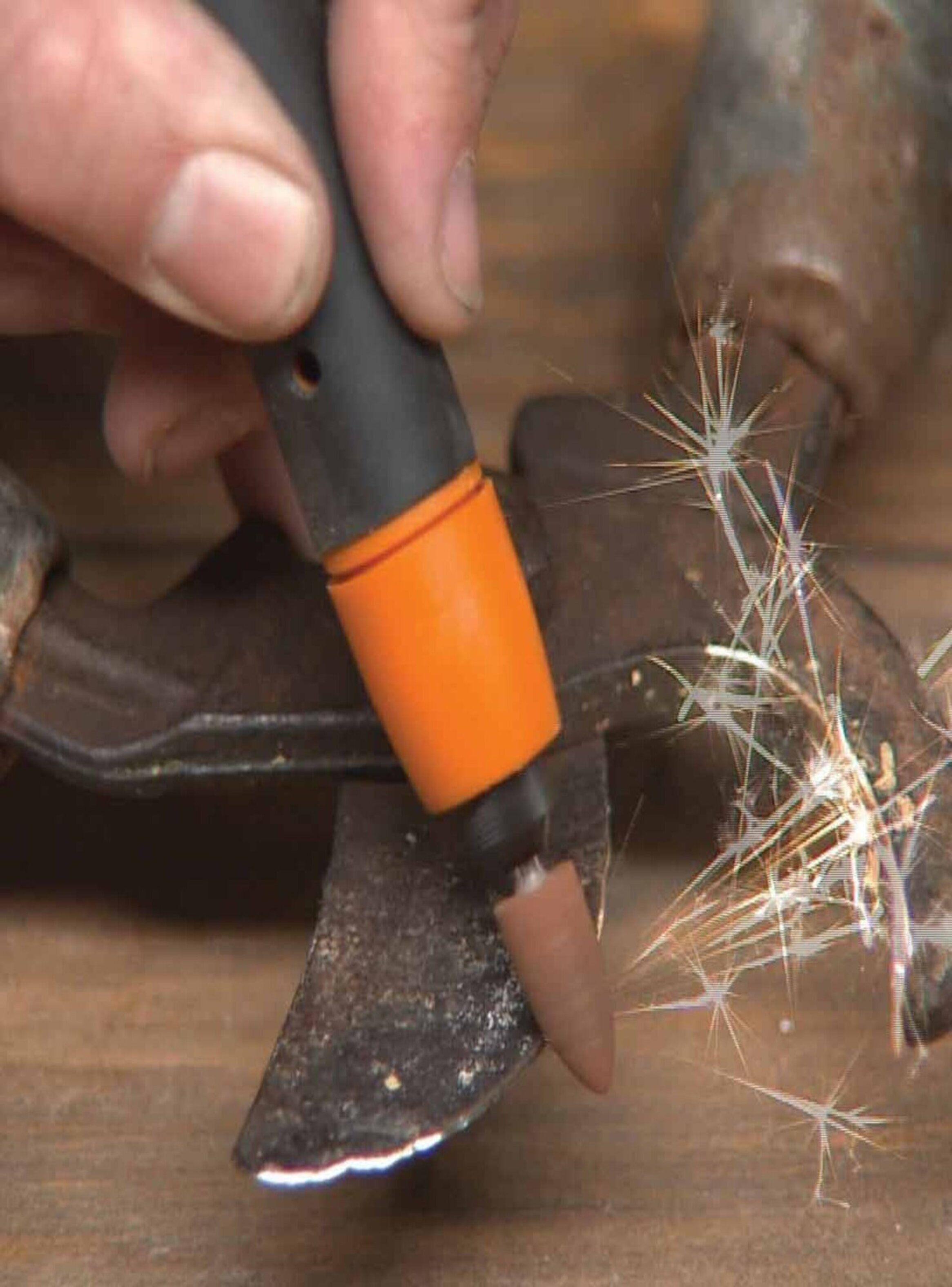 Herramienta Multifunción Twist a Saw Deluxe Kit-6