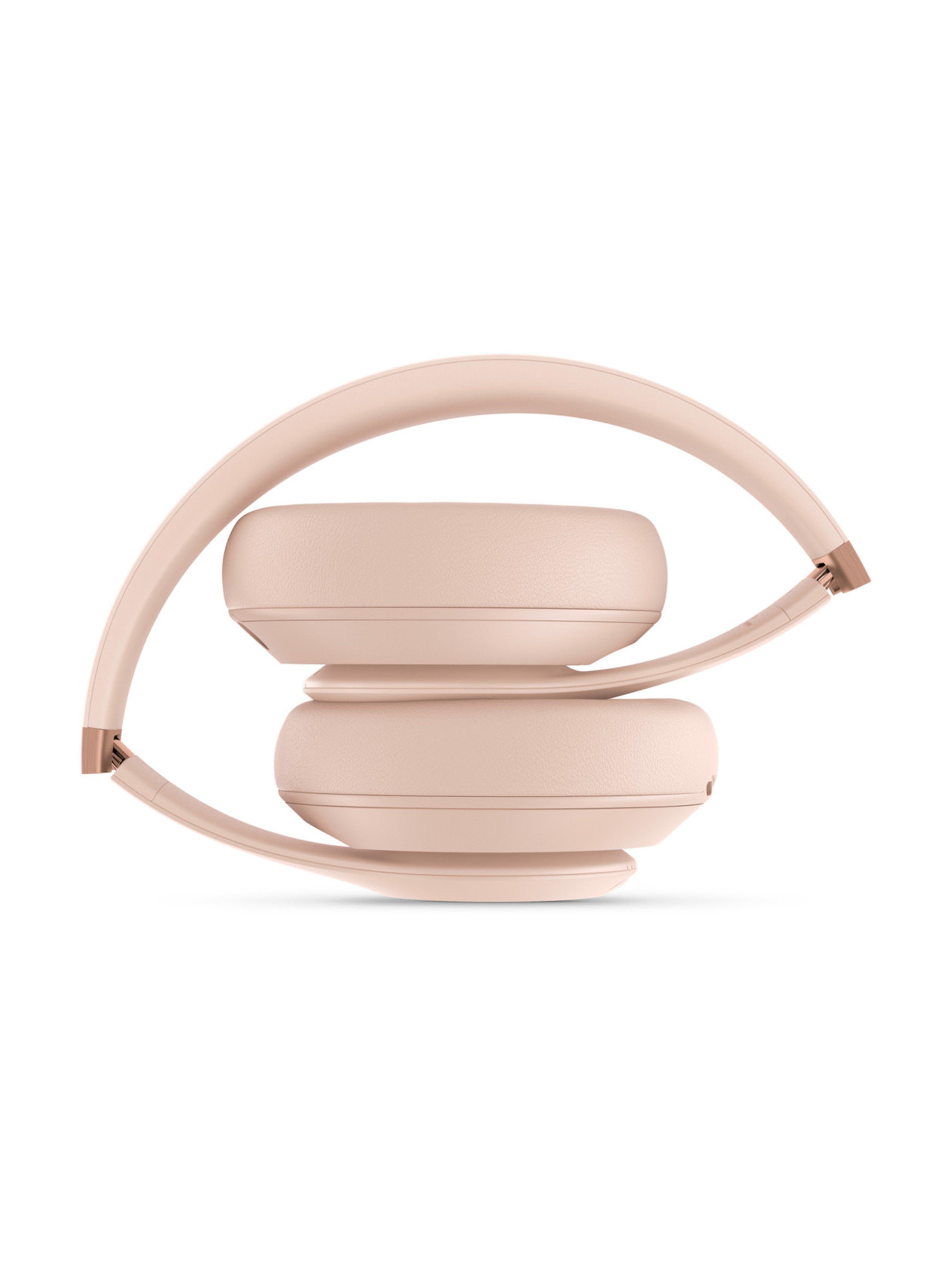 Audífonos Bluetooth Beats Studio Pro - Beats x Kim Kardashian - Moon-1