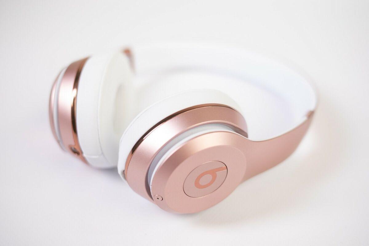 AUDIFONOS BEATS SOLO 3 - ROSADO-4