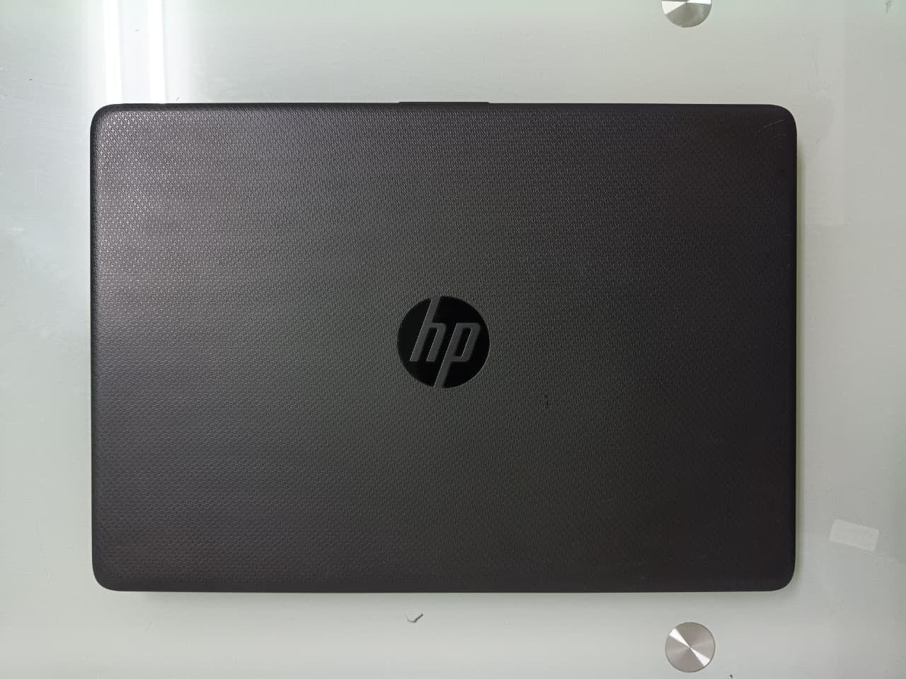 NOTEBOOK HP 240 G8 INTEL CORE I5 - 1035G1 12GB RAM 256GB SSD REACONDICIONADO-5