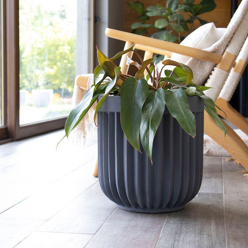 Macetero gris PITRA 29x29cm -2