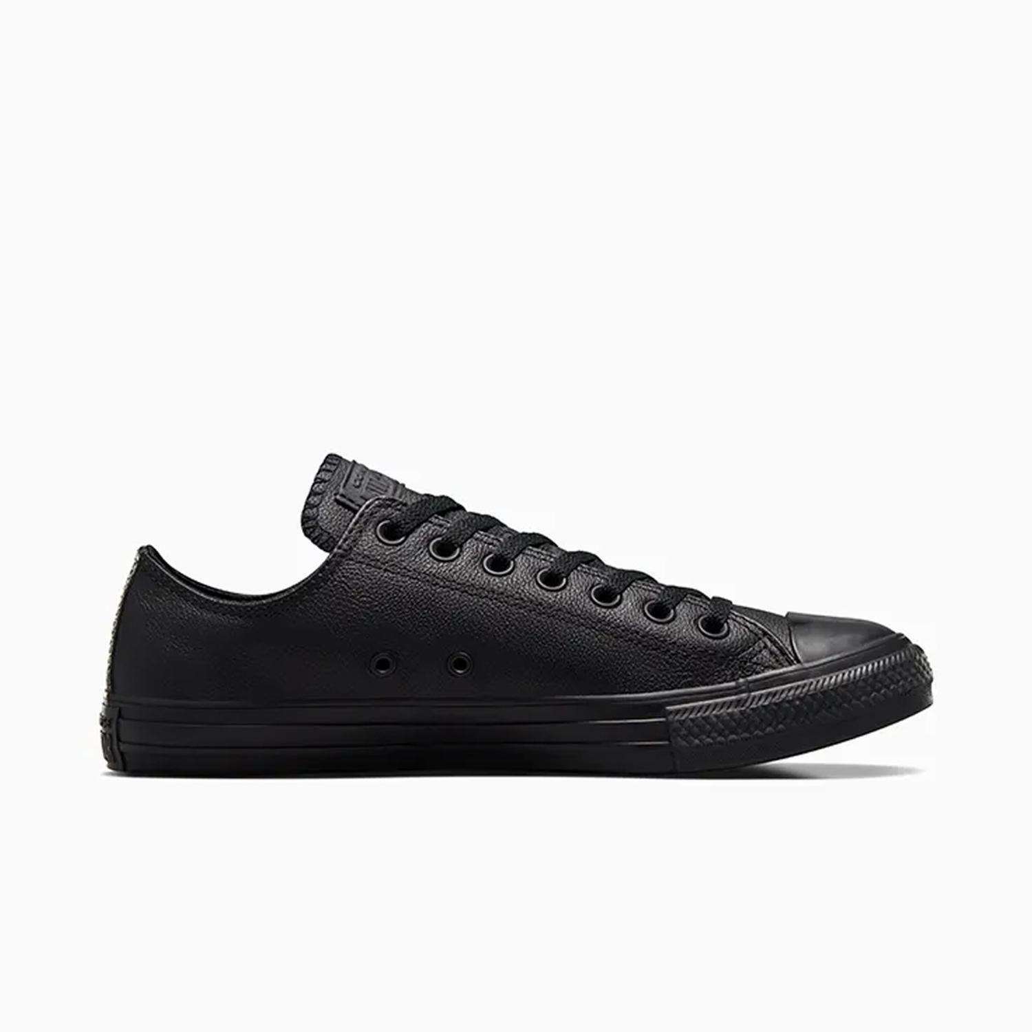 Zapatilla Converse NegroChuck Taylor All Star Cuero Monocromo 135253C-0