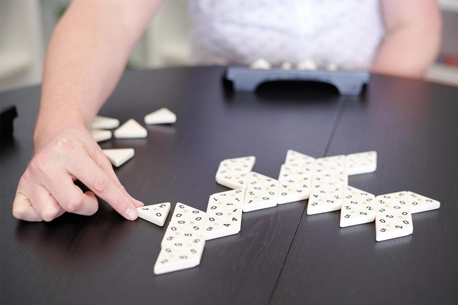 Juego de Mesa Familiar Triominos Original-5