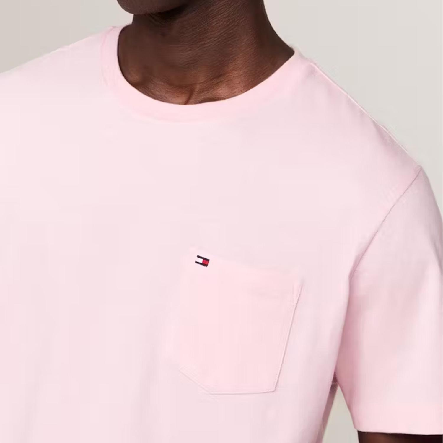 Polera Cuello Redondo Hombre Con Bolsillo Tommy Hilfiger-2