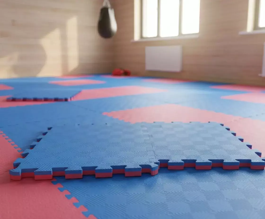 Plancha Tatami 1mt x 1mt x 2,5cm Rojo/azul QRubber-2