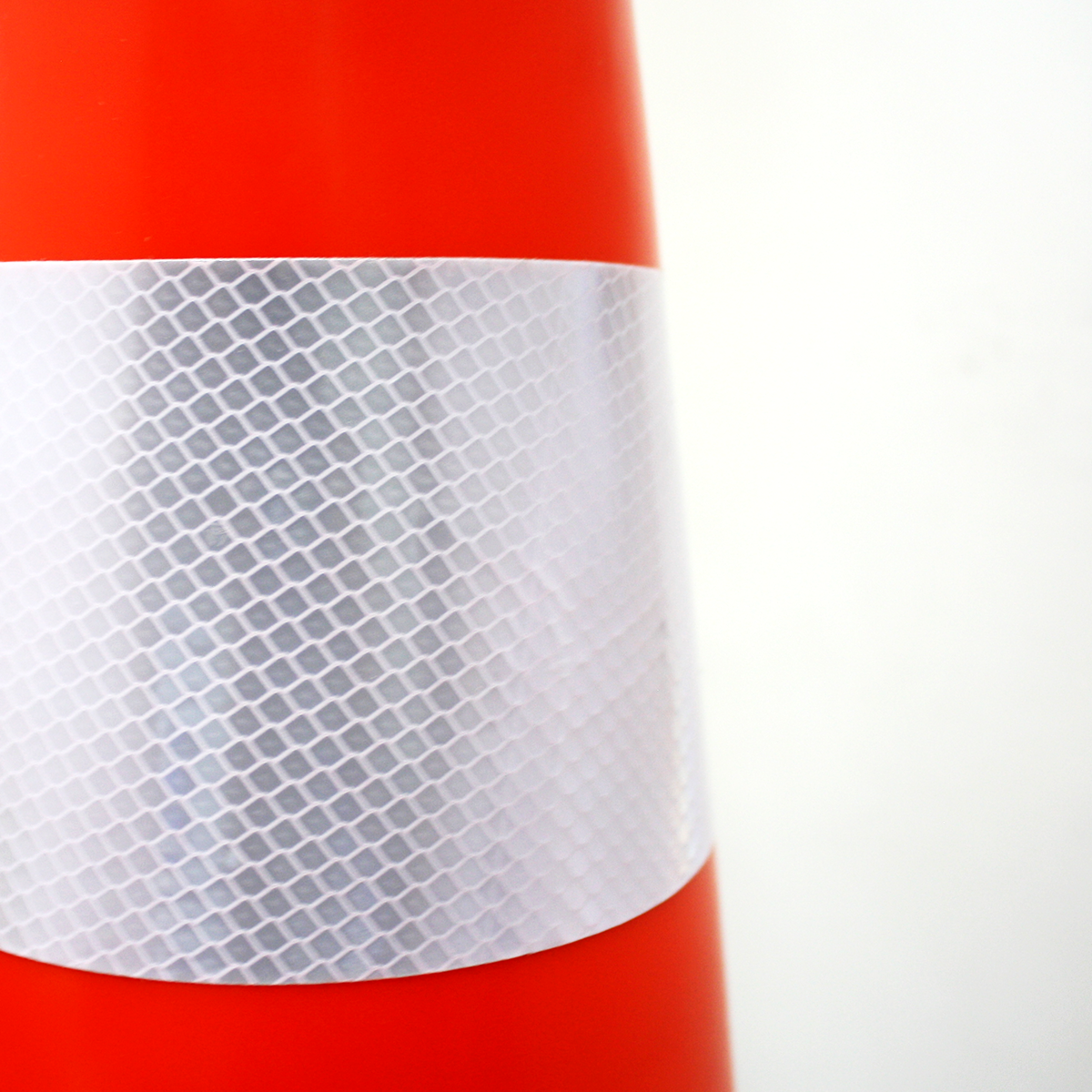 Cono Vial 90cm 2 Cintas Base Normal QRubber-1