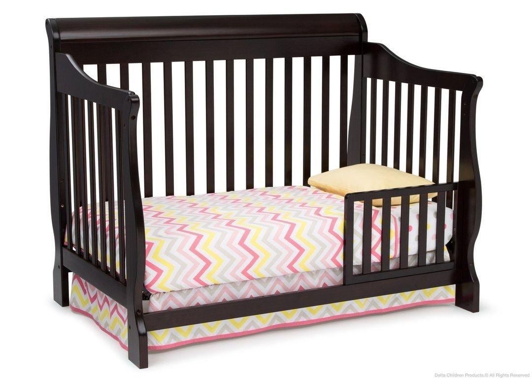 Cuna 4 en 1 Canton chocolate Delta Childrens Products-5
