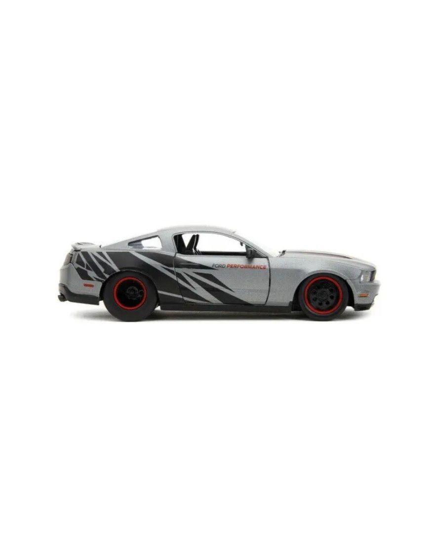 Auto De Colección Ford Mustang Gt 2010 Marca Jada Escala 1:24-4