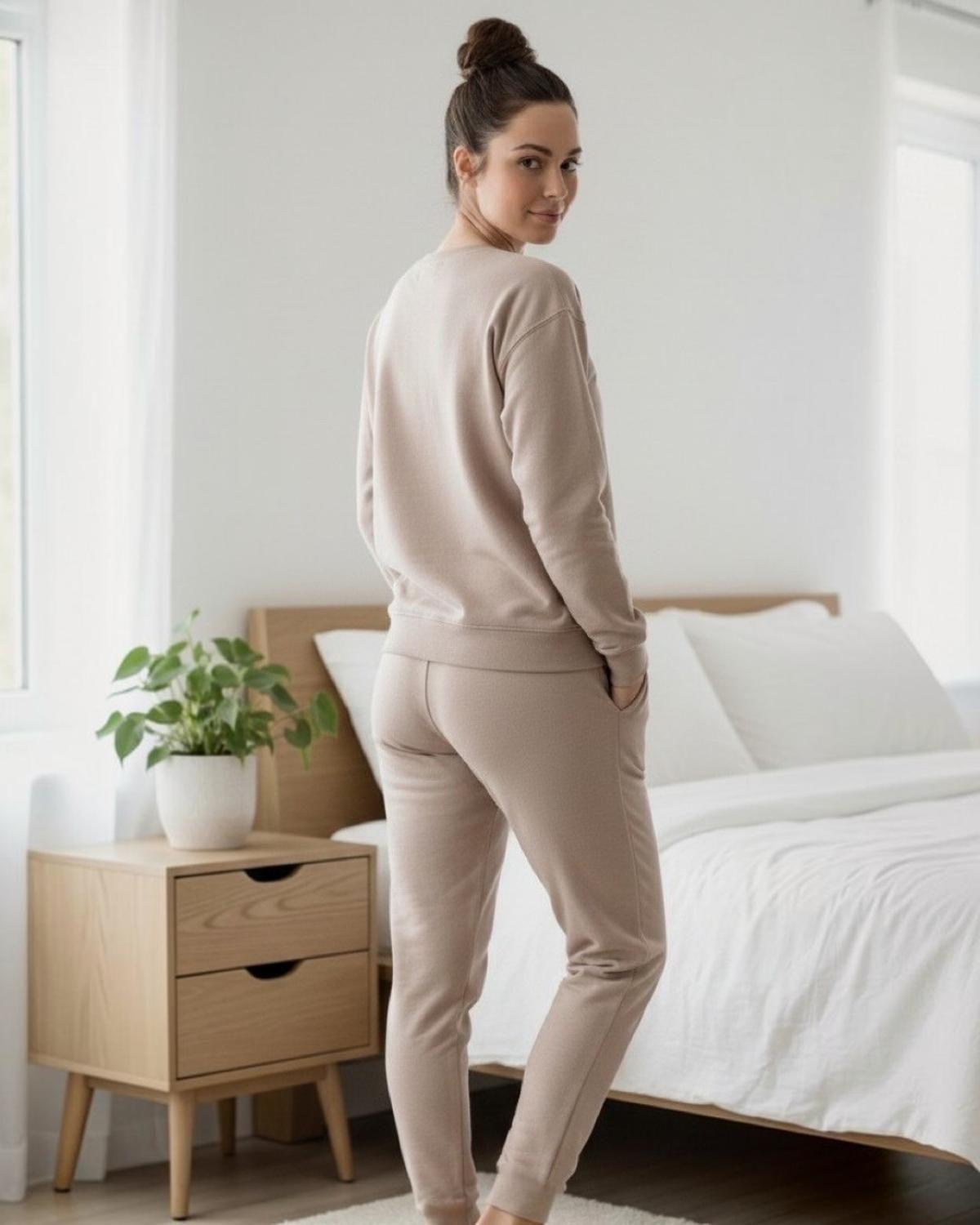 Pijama Franela Mujer Estampado Flor de Loto Beige-4